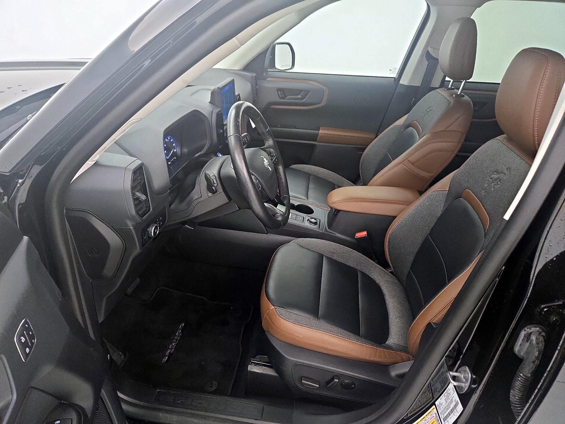 Thumbnail: 2023 Ford Bronco Sport - 11