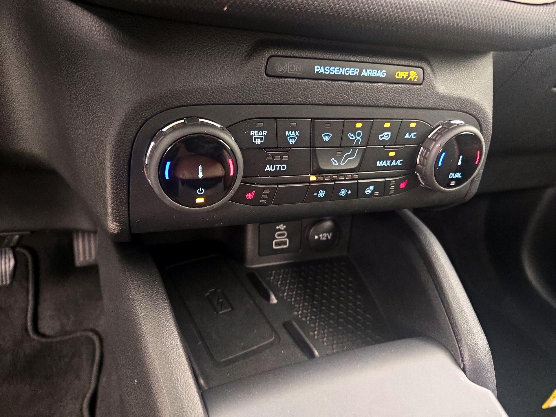 Thumbnail: 2023 Ford Bronco Sport - 17