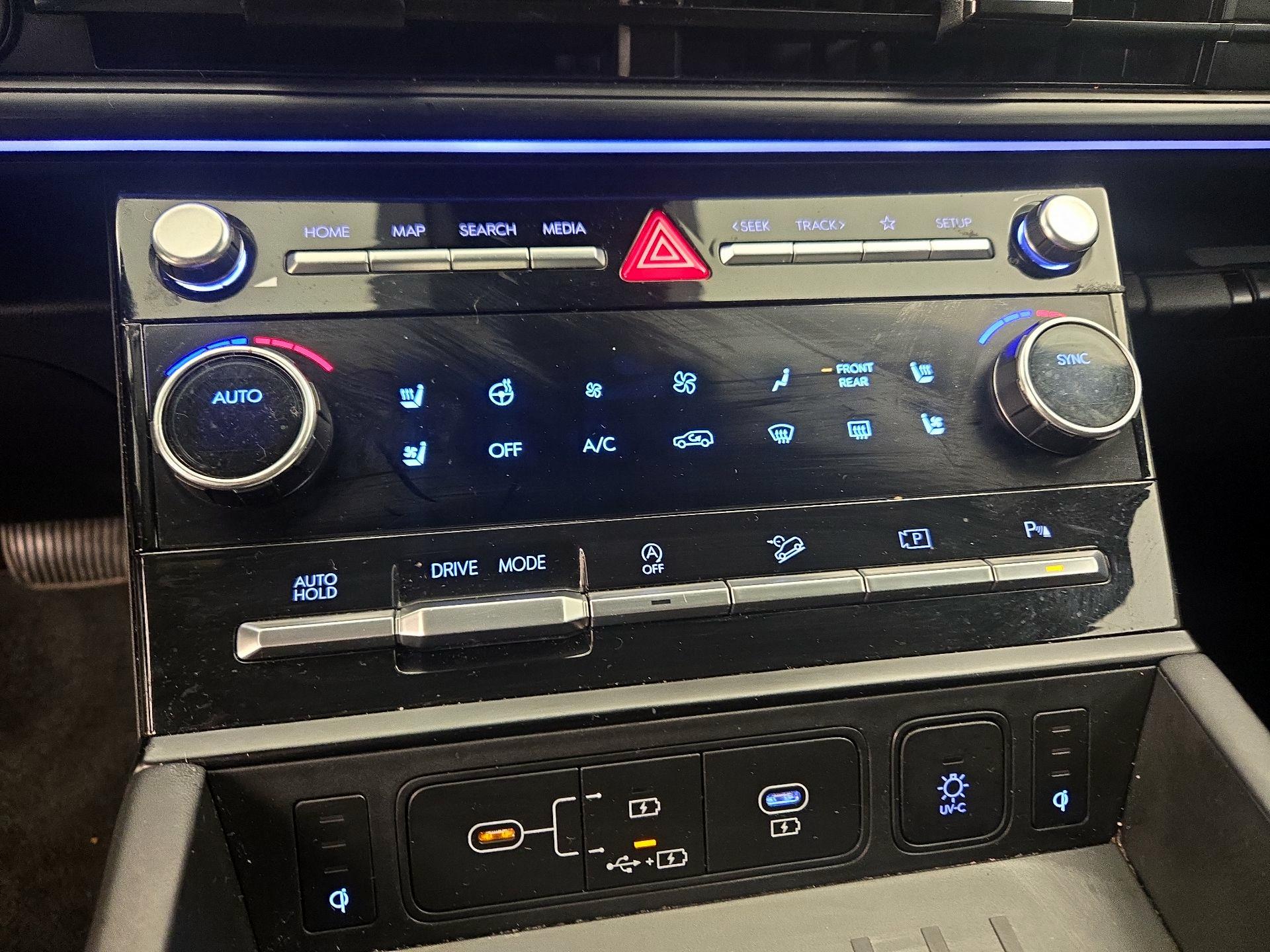 Thumbnail: 2024 Hyundai Santa Fe - 17