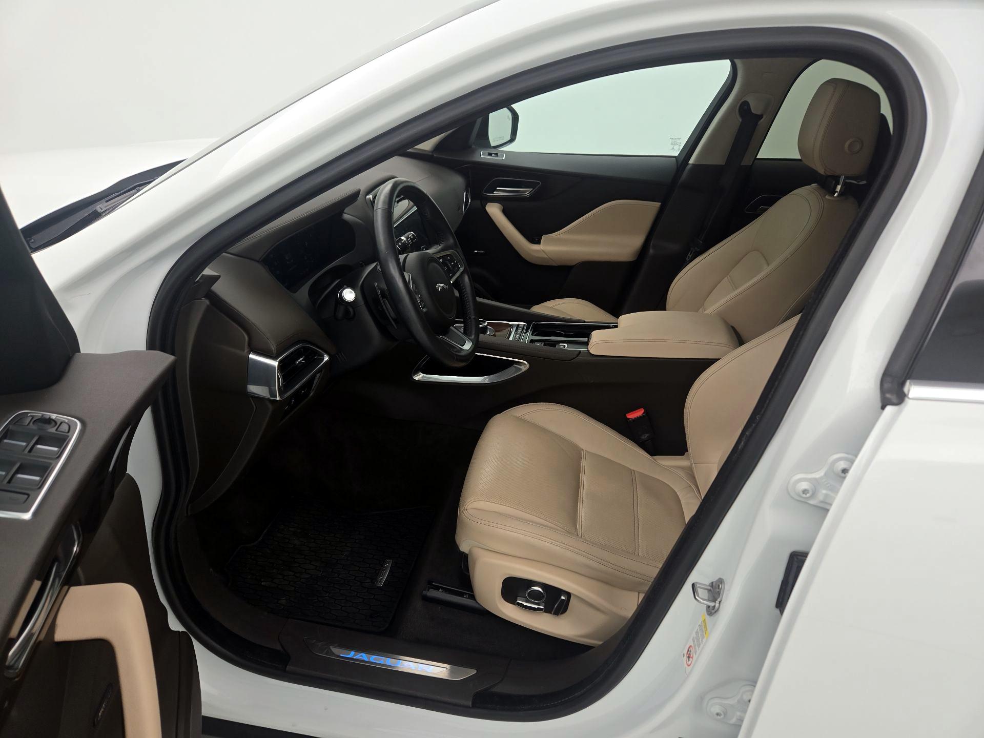 Thumbnail: 2020 Jaguar F-Pace - 11