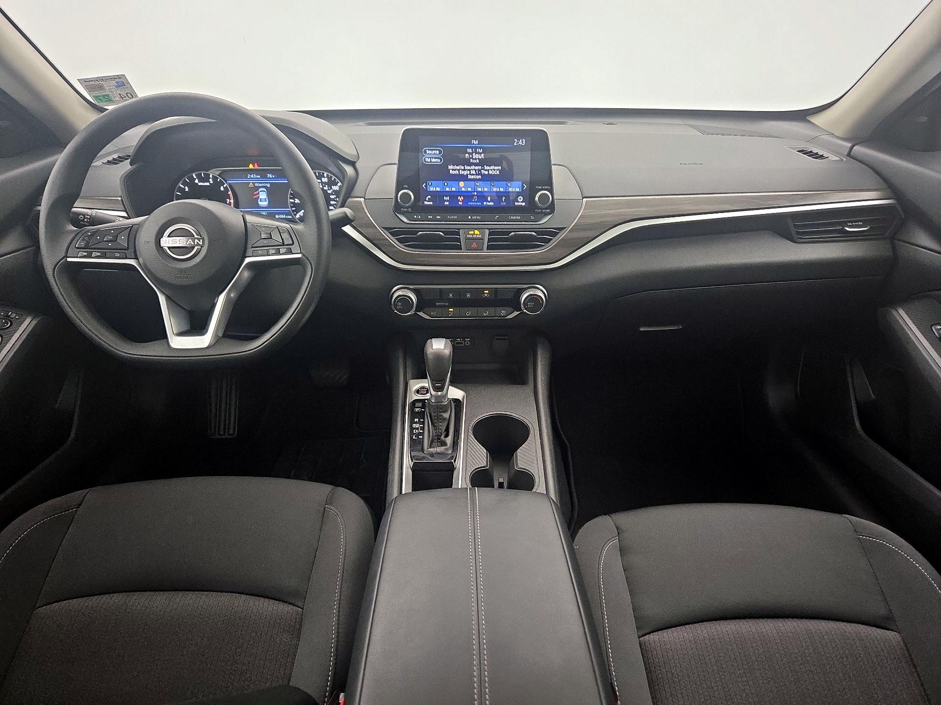 Thumbnail: 2025 Nissan Altima - 9