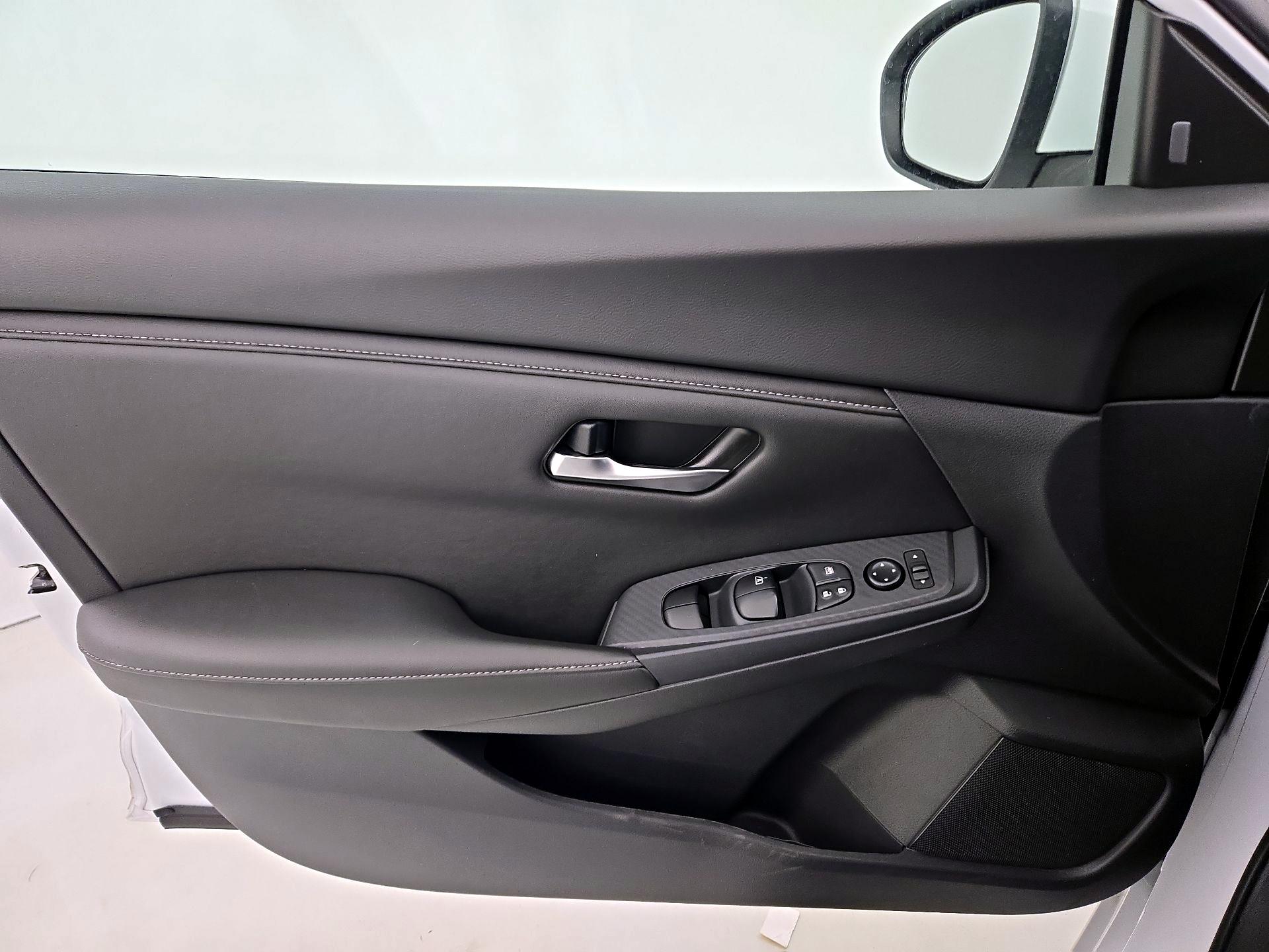 Thumbnail: 2024 Nissan Sentra - 12