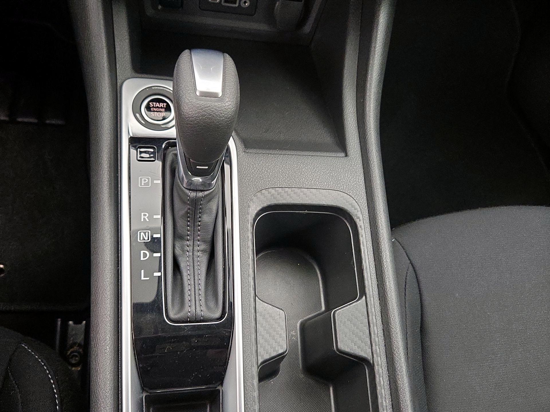 Thumbnail: 2024 Nissan Sentra - 17