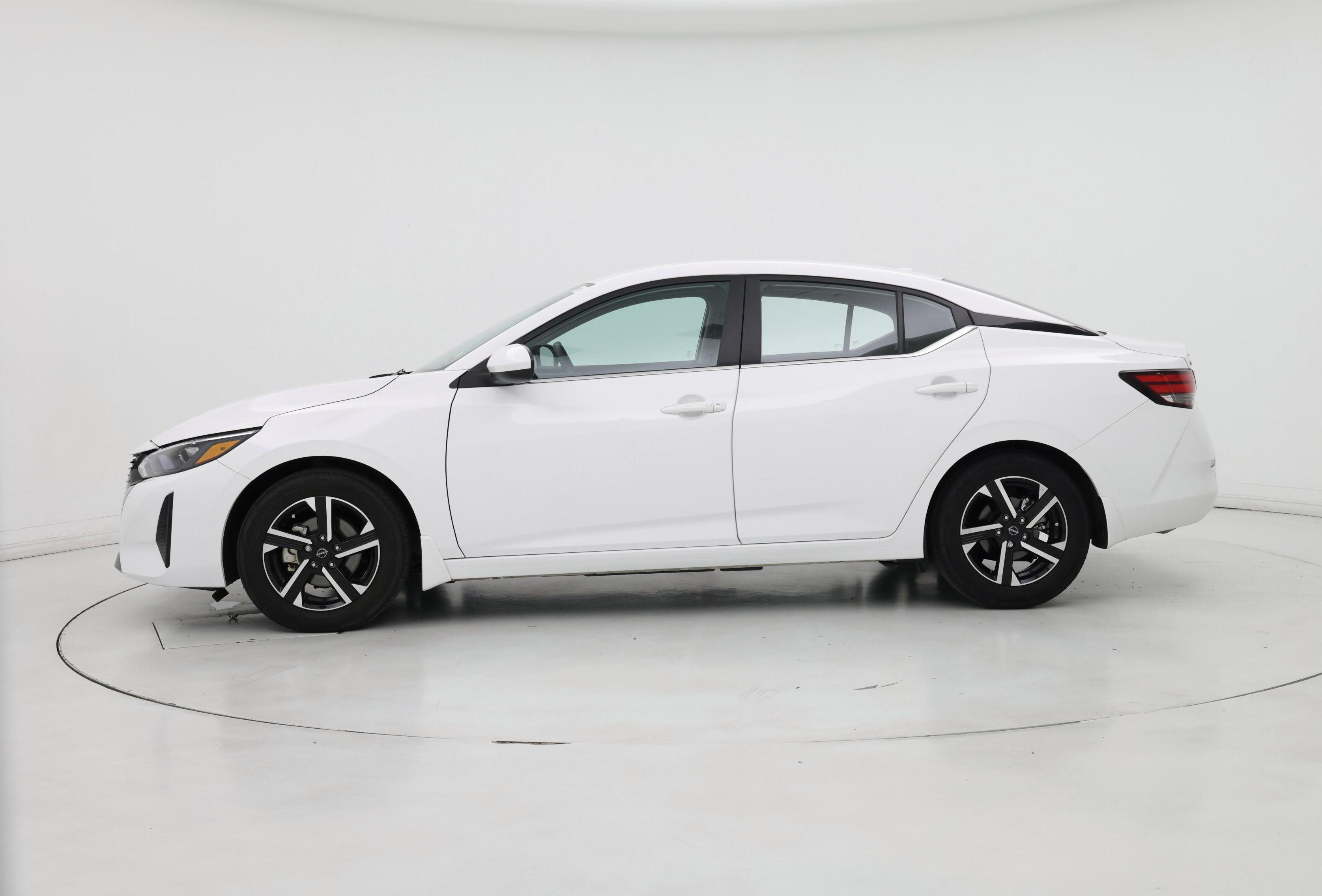 Thumbnail: 2024 Nissan Sentra - 3