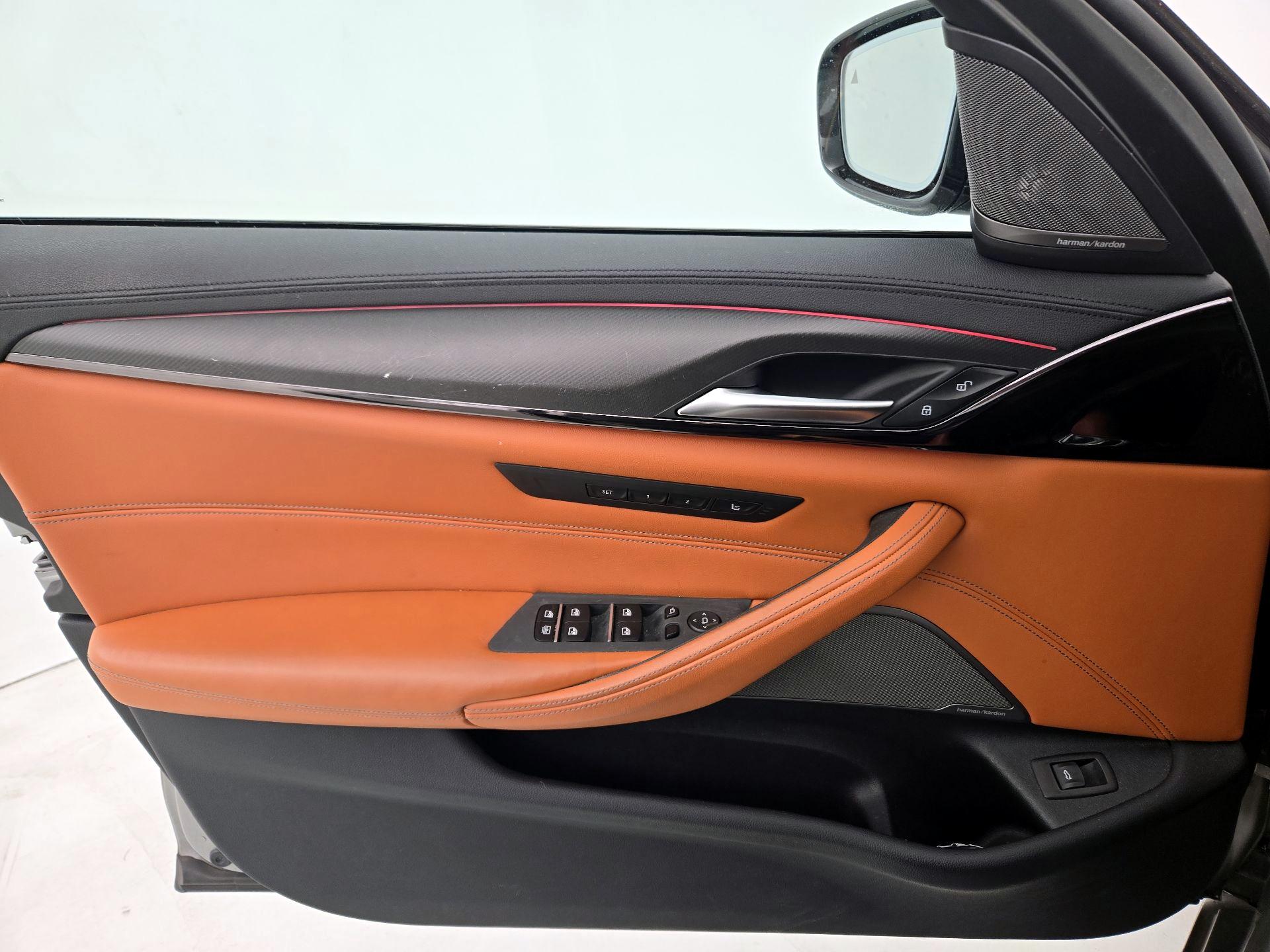 Thumbnail: 2021 BMW M5 - 12