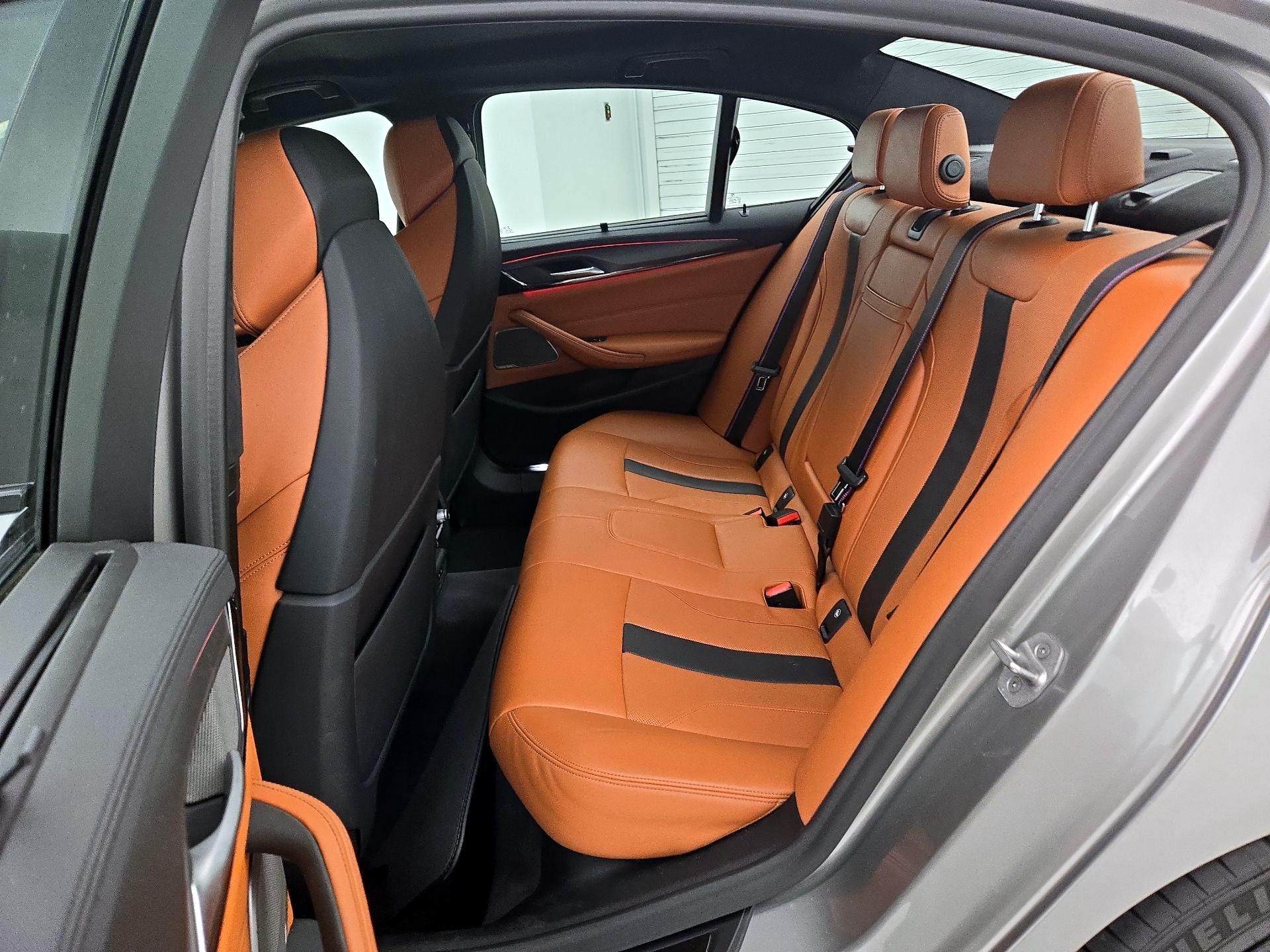 Thumbnail: 2021 BMW M5 - 20