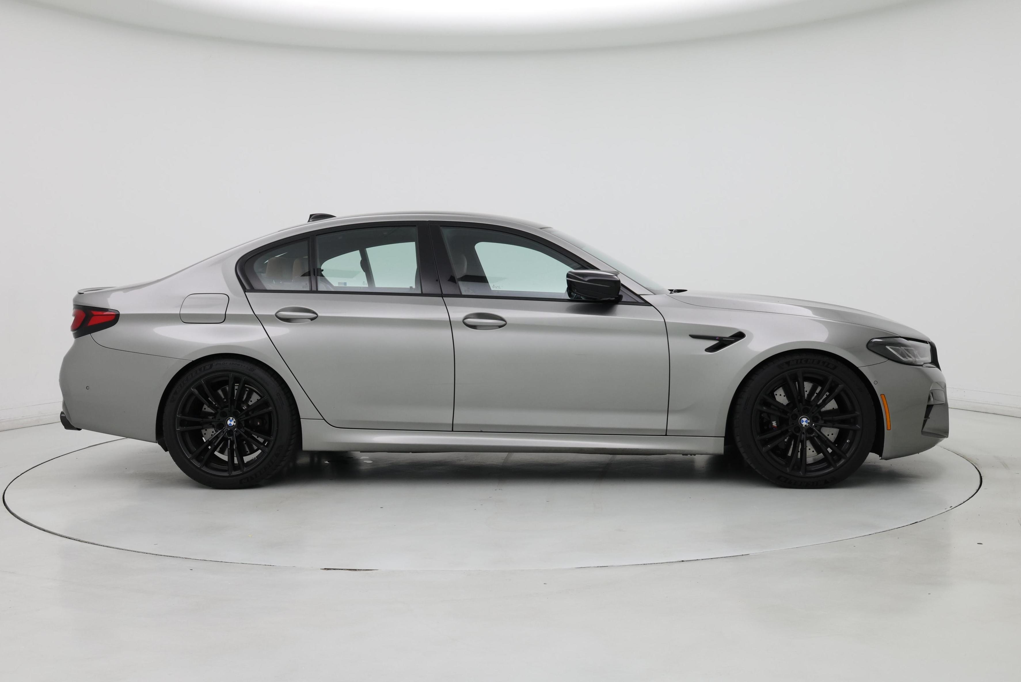 Thumbnail: 2021 BMW M5 - 7