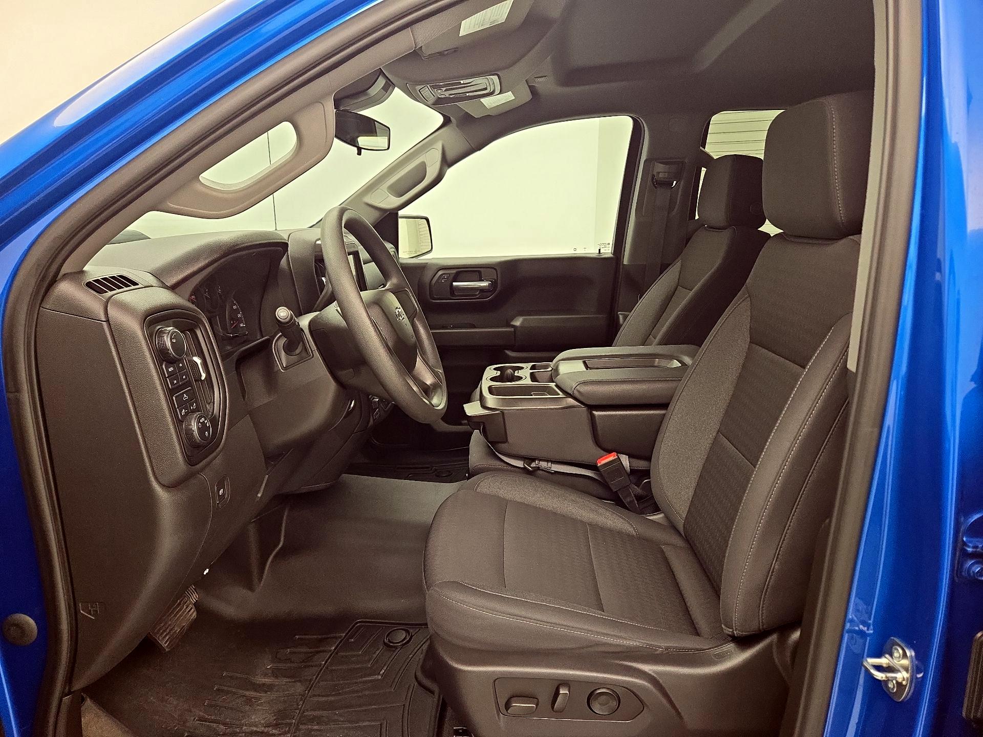 Thumbnail: 2023 Chevrolet Silverado 1500 - 11