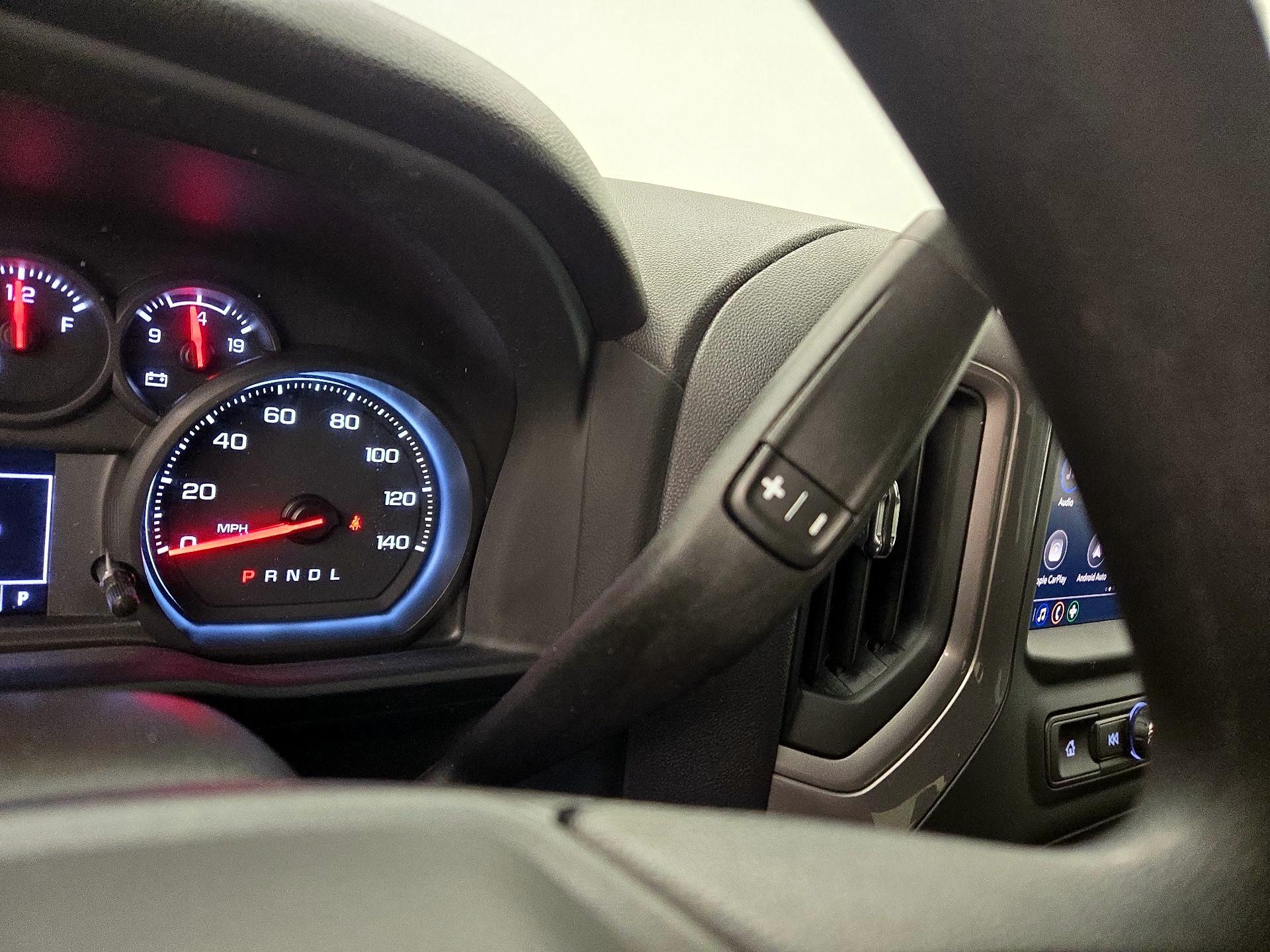 Thumbnail: 2023 Chevrolet Silverado 1500 - 17