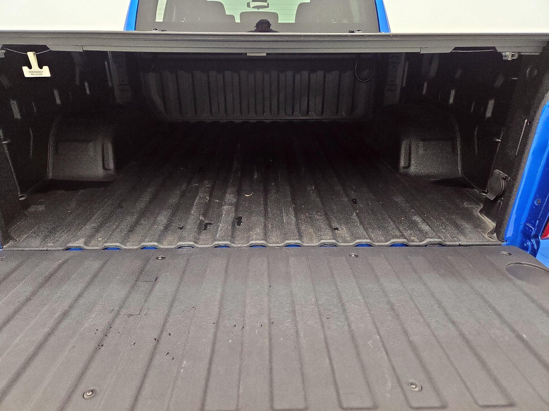 Thumbnail: 2023 Chevrolet Silverado 1500 - 20