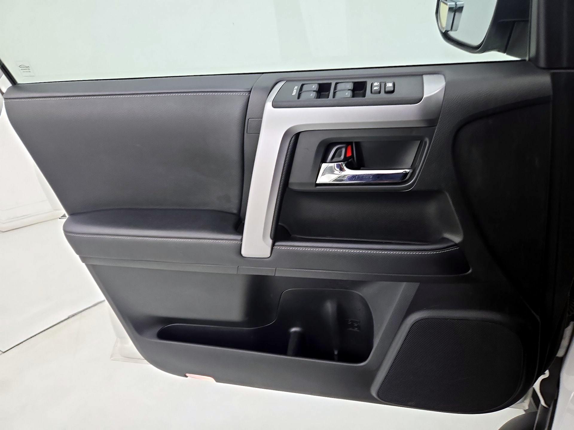 Thumbnail: 2021 Toyota 4Runner - 12