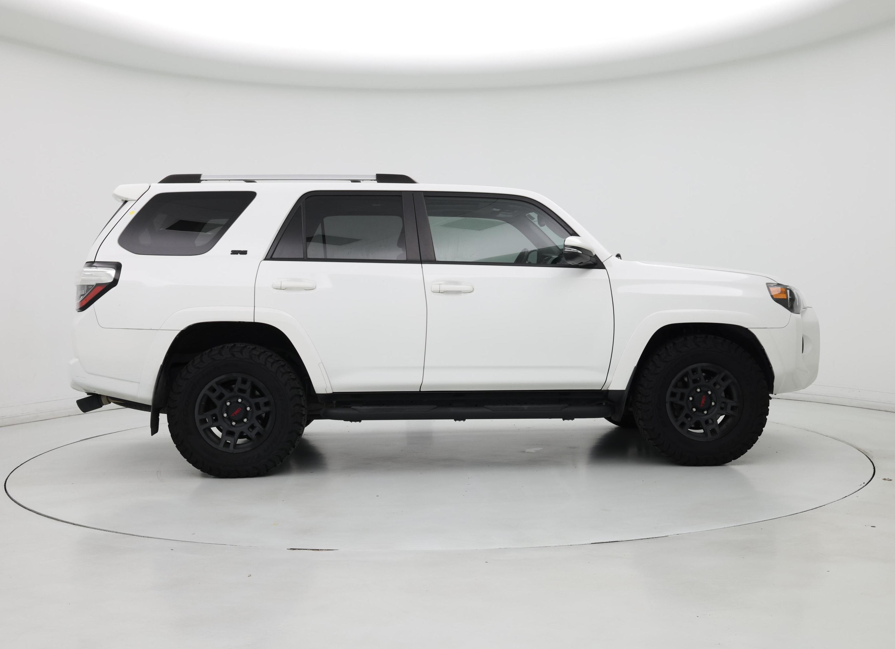 Thumbnail: 2021 Toyota 4Runner - 7
