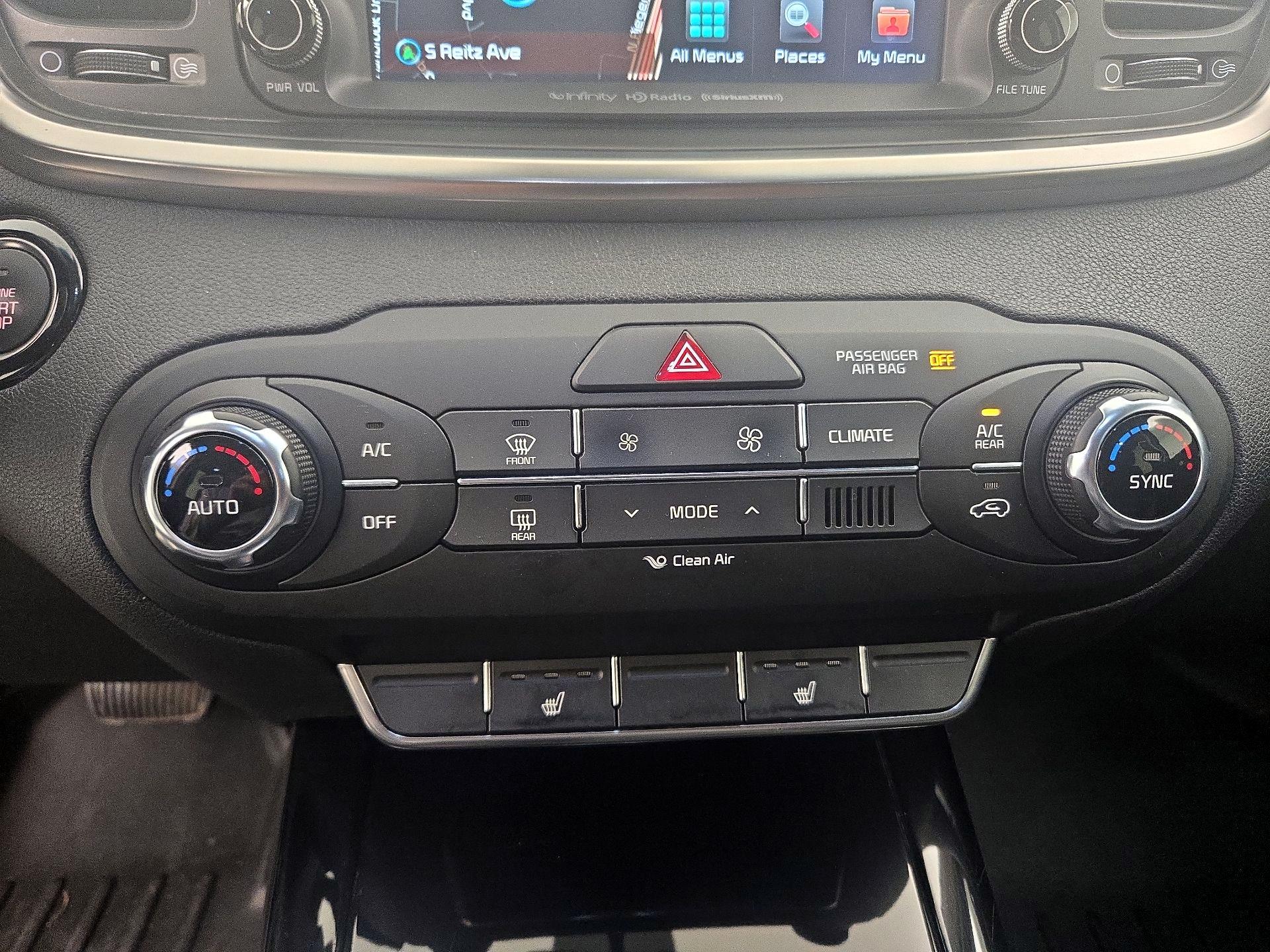 Thumbnail: 2017 Kia Sorento - 17