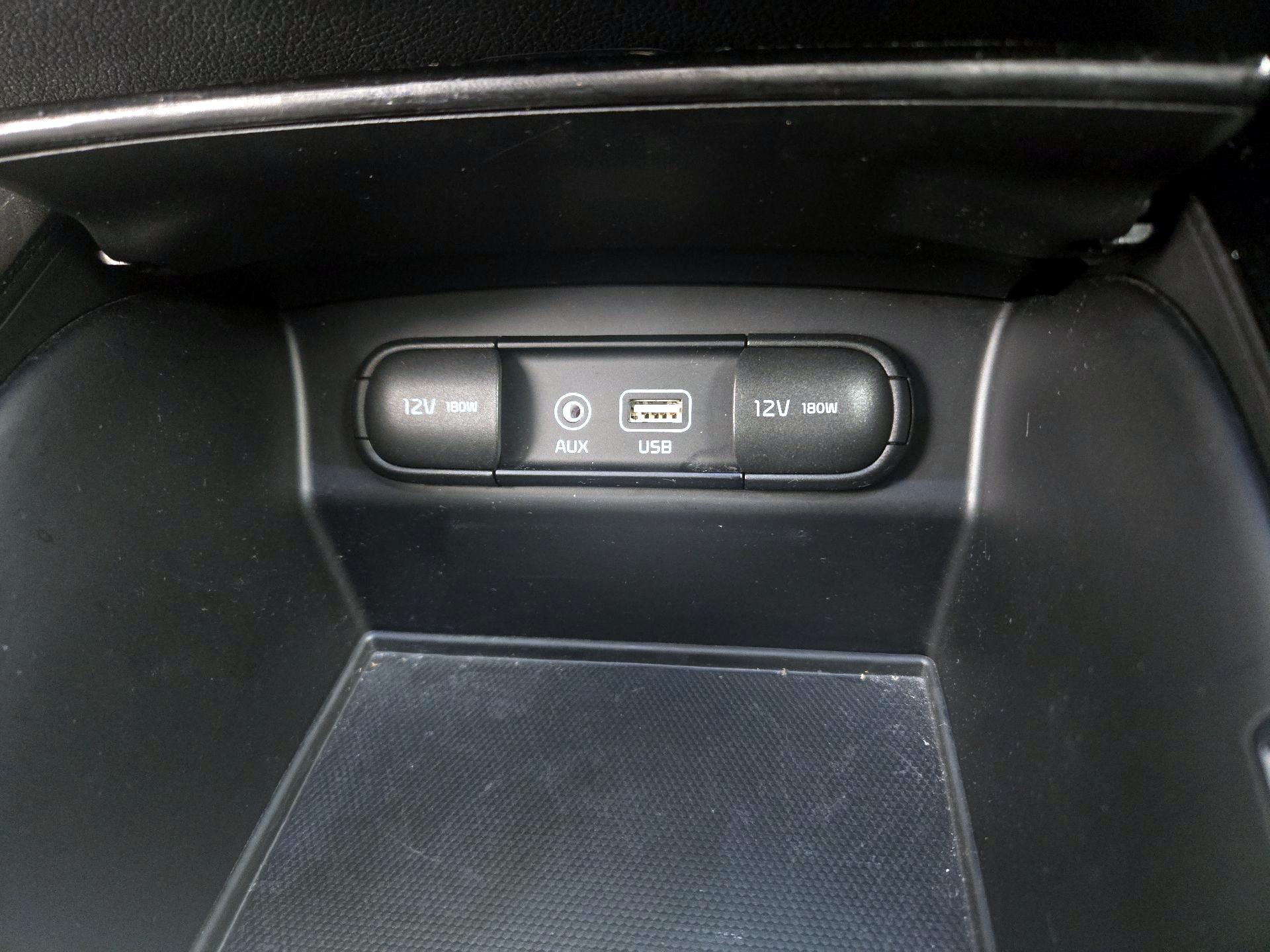 Thumbnail: 2017 Kia Sorento - 19