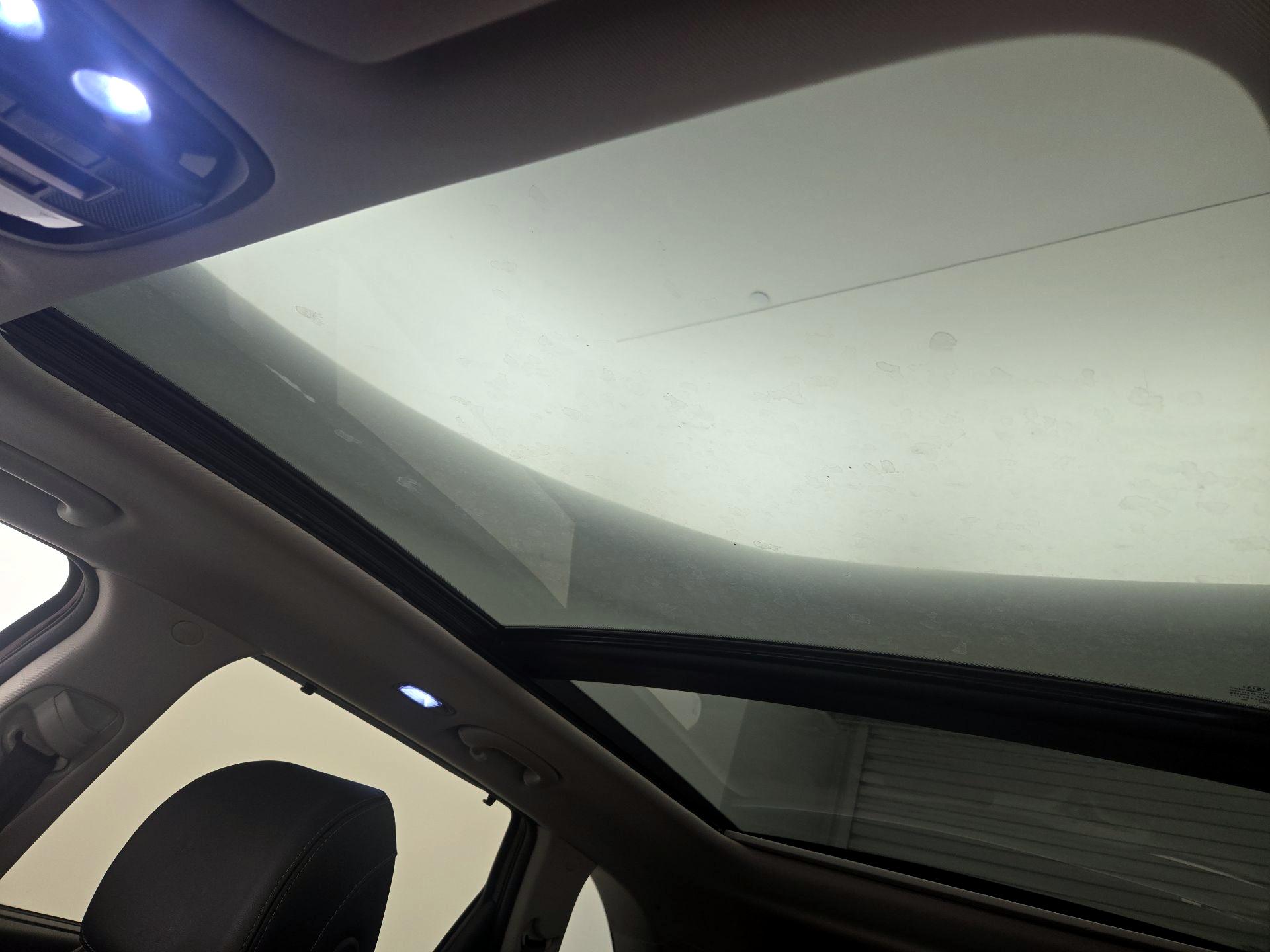 Thumbnail: 2017 Kia Sorento - 20