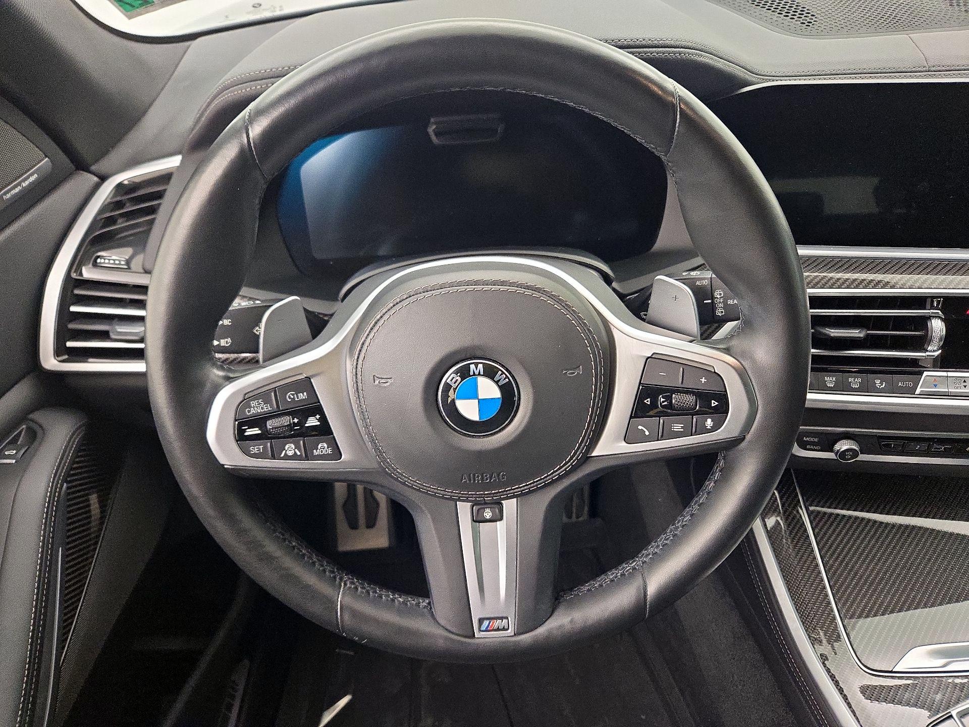 Thumbnail: 2022 BMW X5 - 10