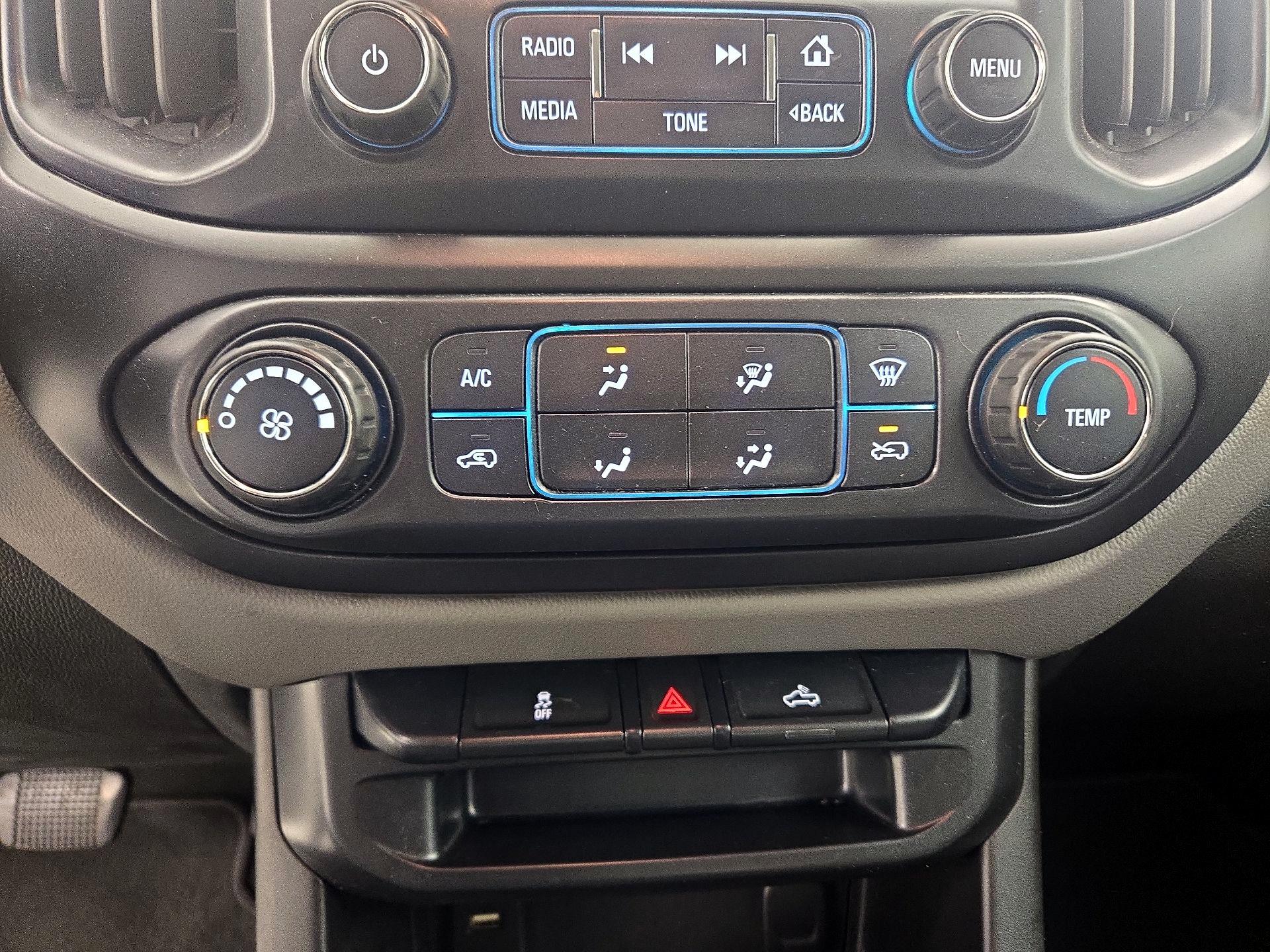 Thumbnail: 2015 Chevrolet Colorado - 16