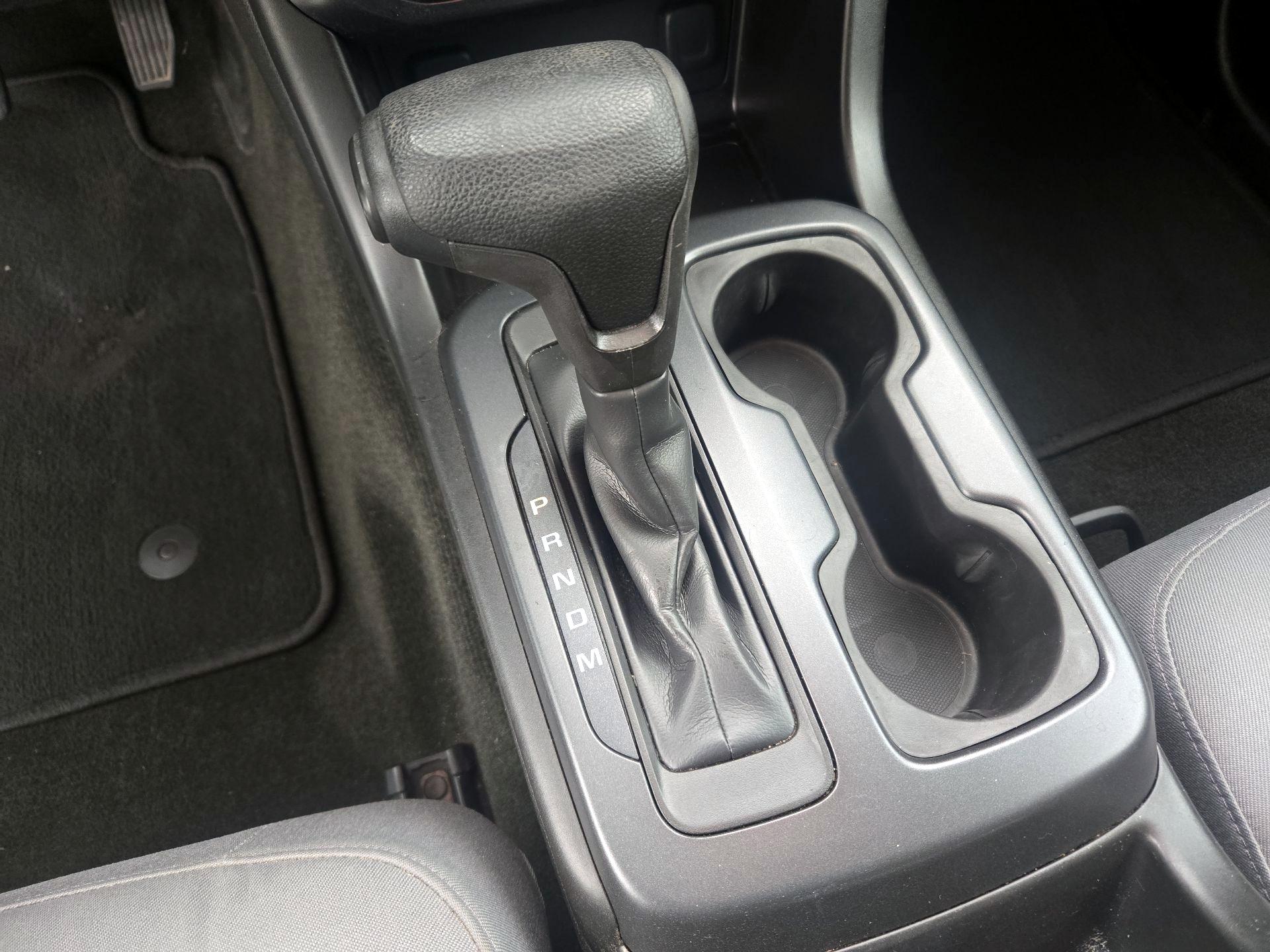 Thumbnail: 2015 Chevrolet Colorado - 17