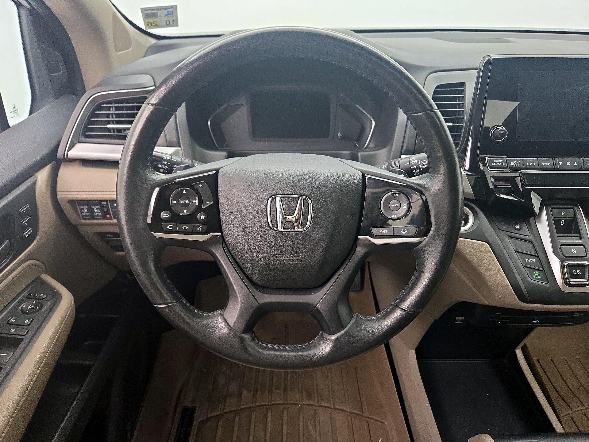 Thumbnail: 2018 Honda Odyssey - 10