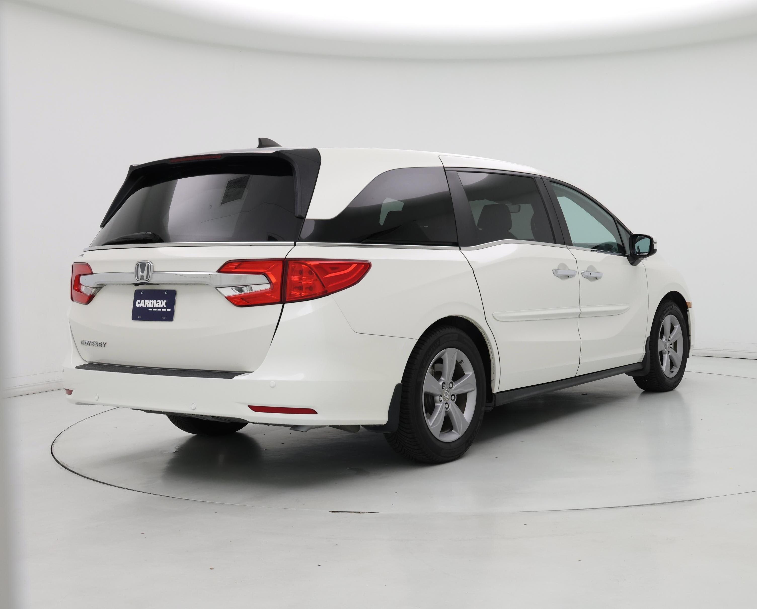 Thumbnail: 2018 Honda Odyssey - 8