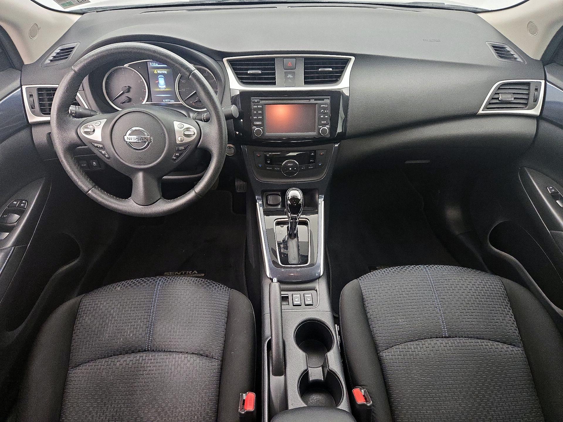 Thumbnail: 2018 Nissan Sentra - 9
