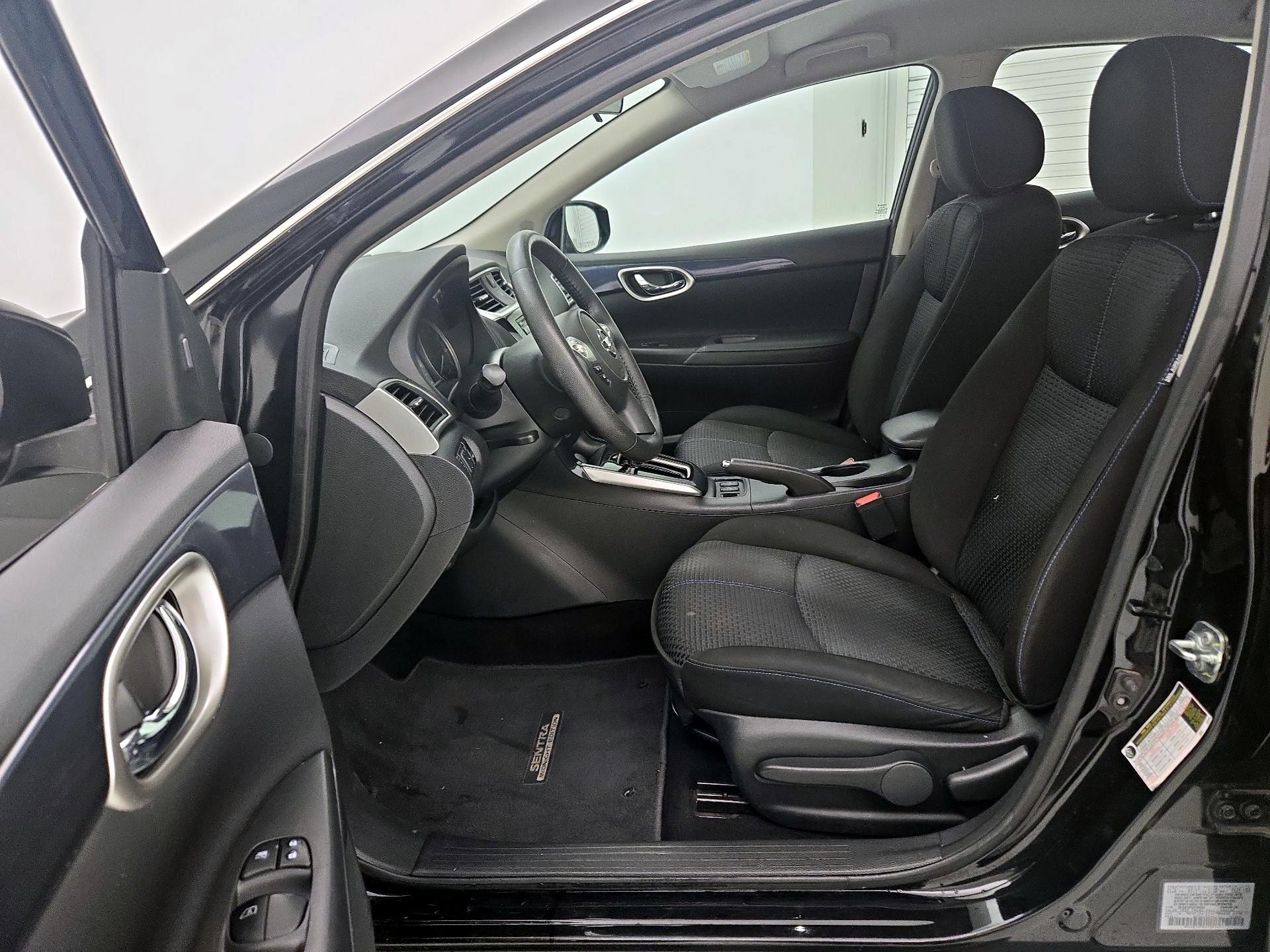 Thumbnail: 2018 Nissan Sentra - 11