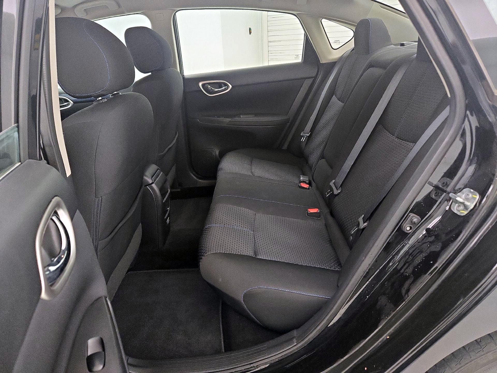 Thumbnail: 2018 Nissan Sentra - 20