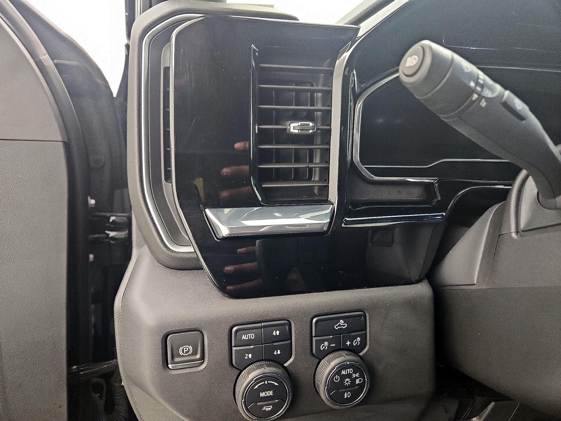 Thumbnail: 2024 Chevrolet Silverado 1500 - 13