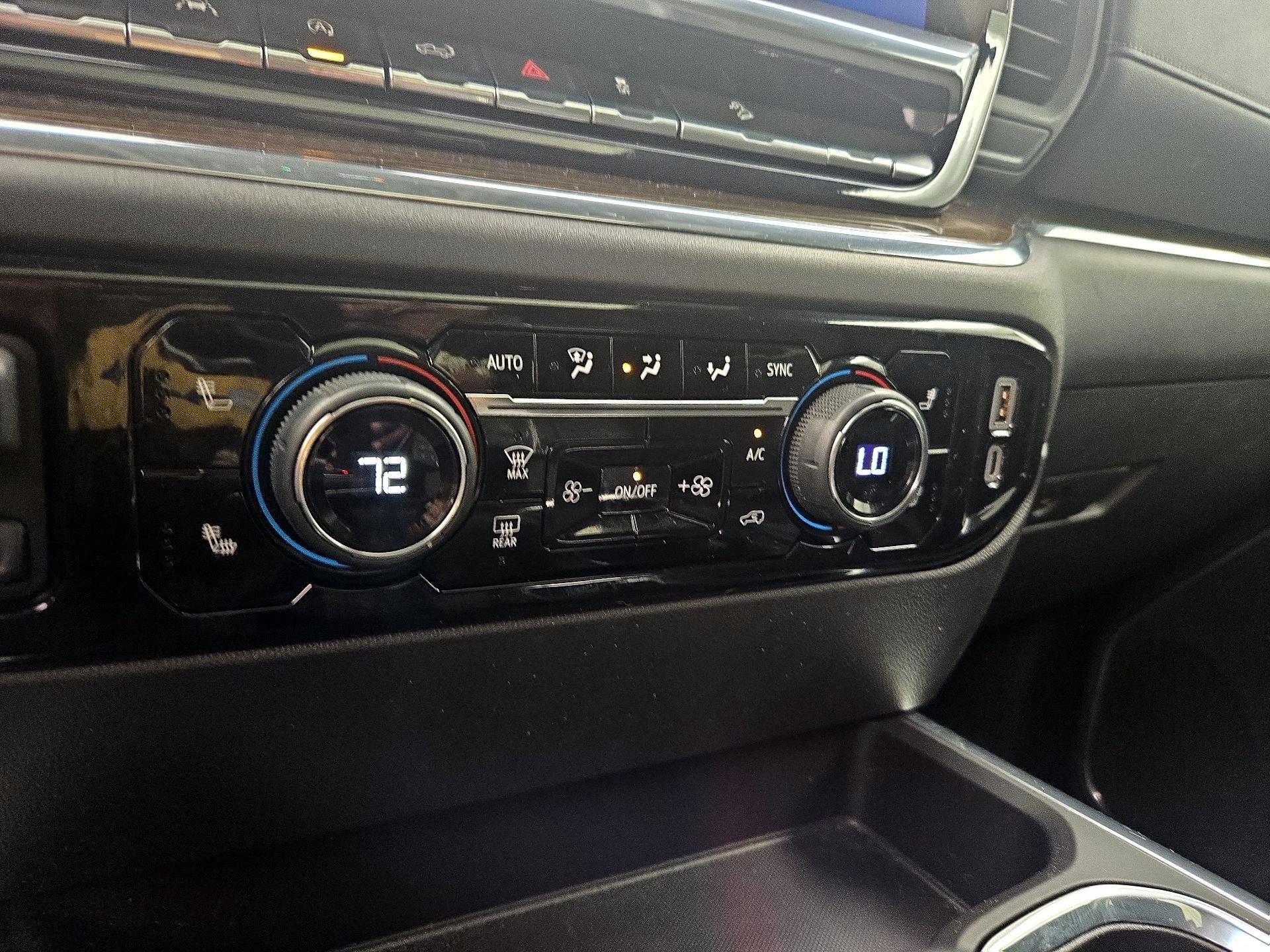 Thumbnail: 2024 Chevrolet Silverado 1500 - 17