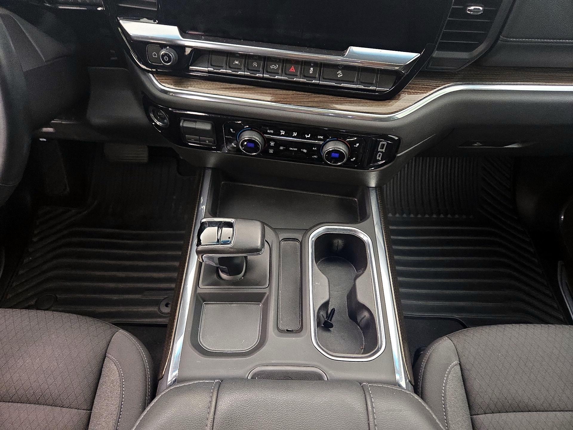 Thumbnail: 2024 Chevrolet Silverado 1500 - 18