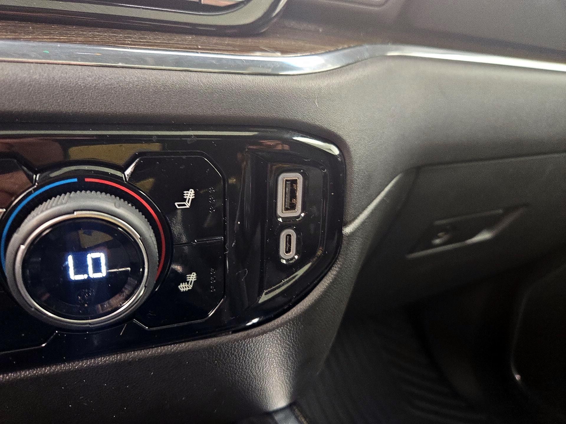 Thumbnail: 2024 Chevrolet Silverado 1500 - 19