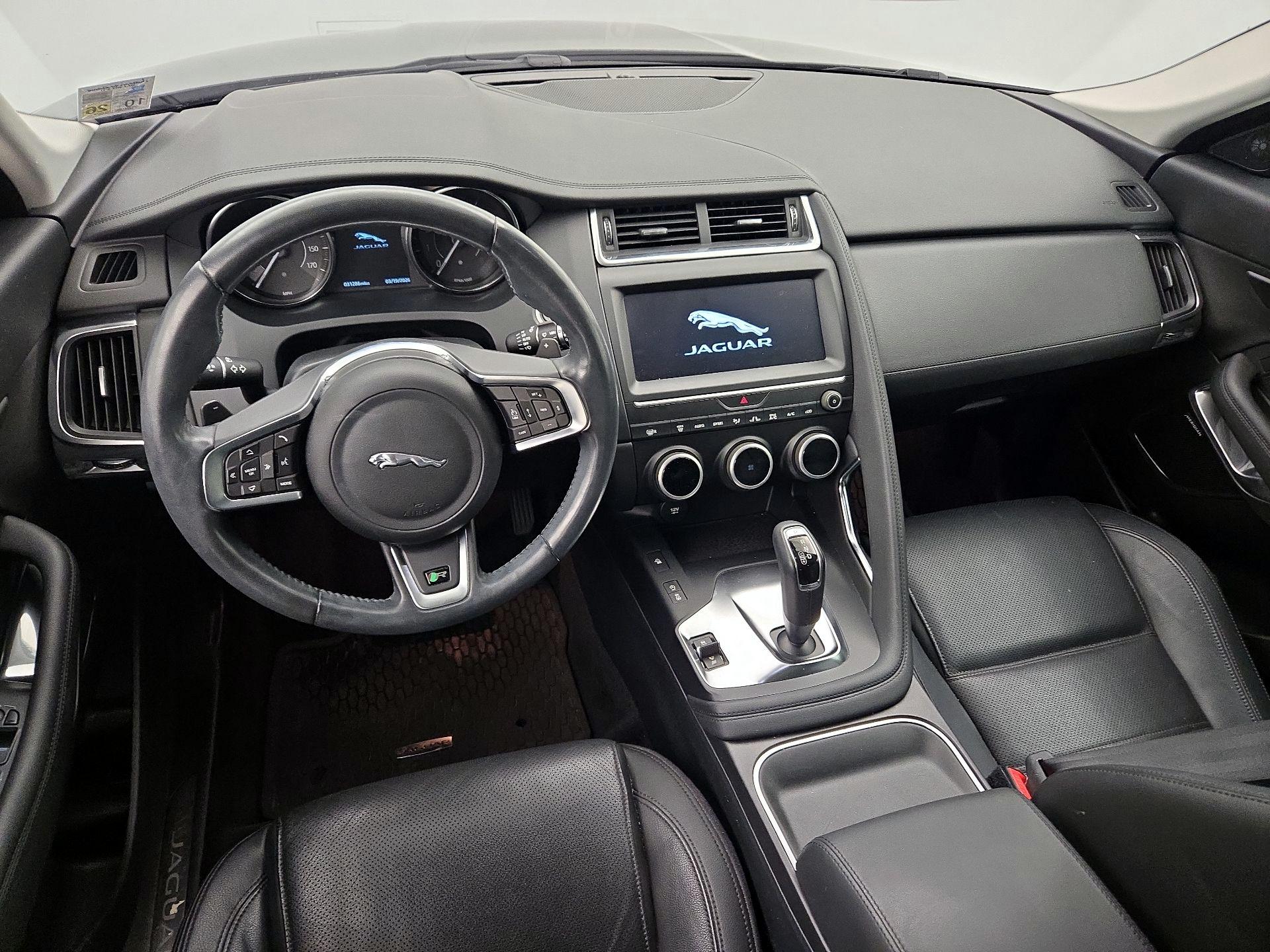 Thumbnail: 2019 Jaguar E-Pace - 9