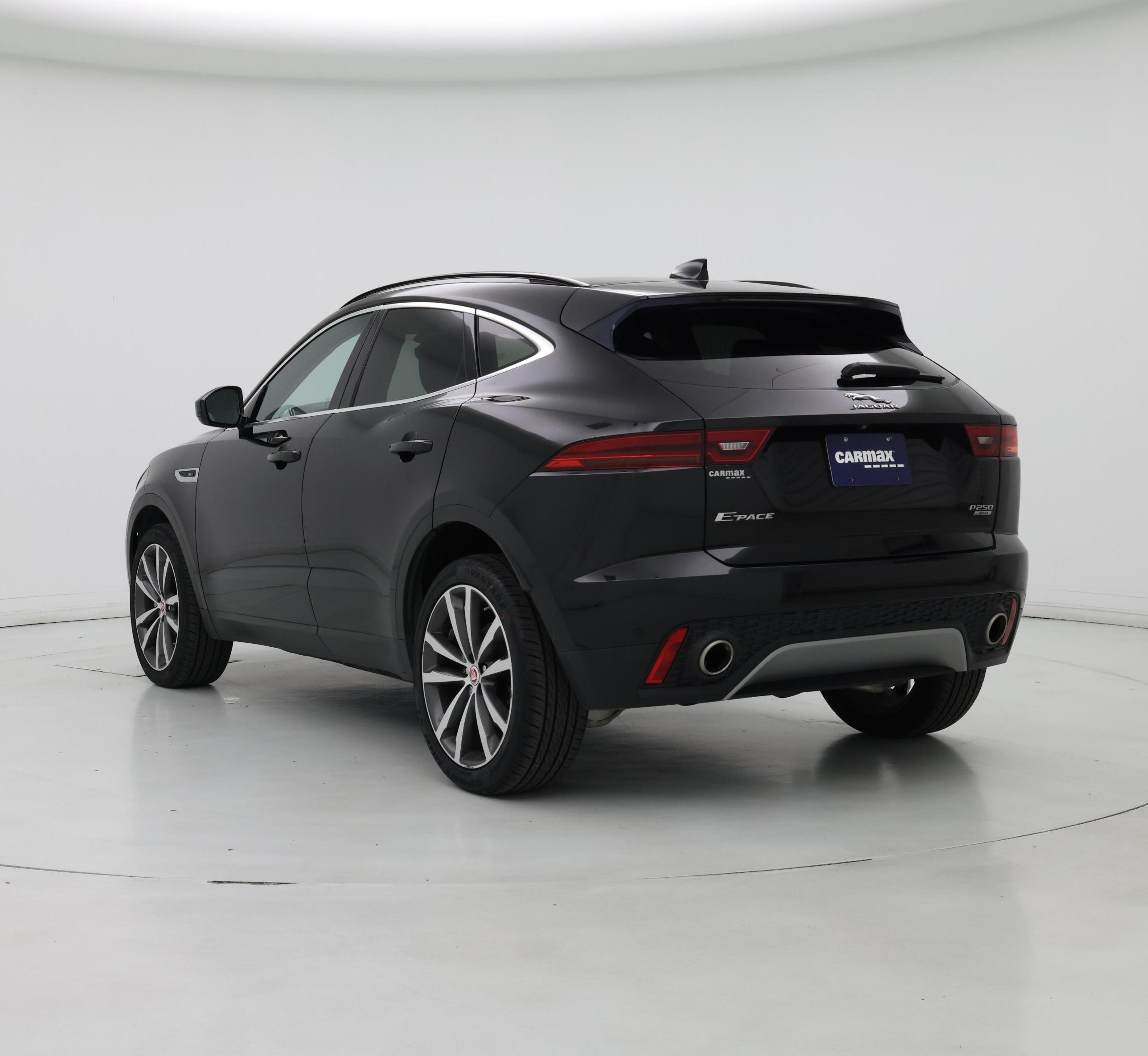 Thumbnail: 2019 Jaguar E-Pace - 2