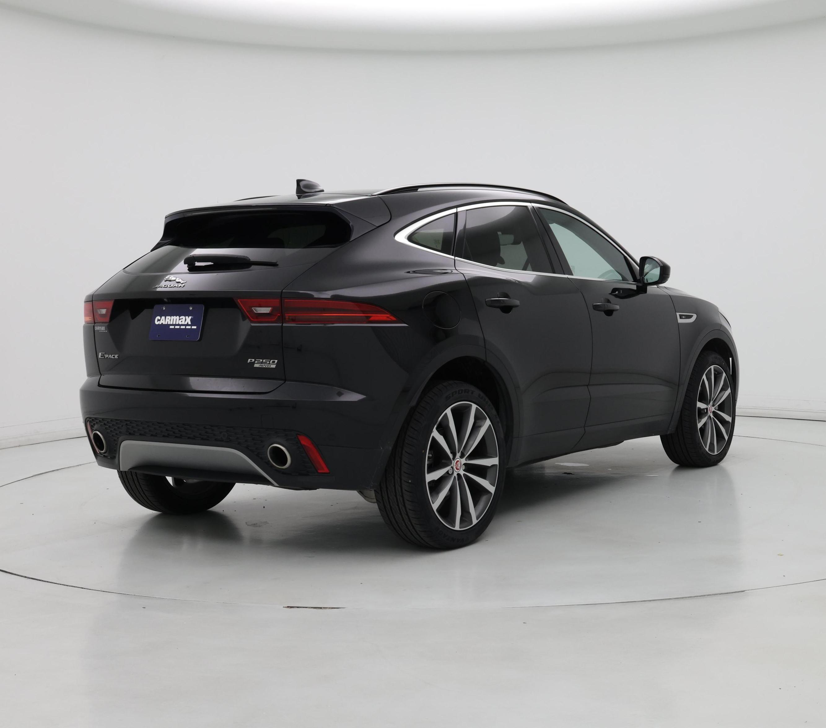 Thumbnail: 2019 Jaguar E-Pace - 8