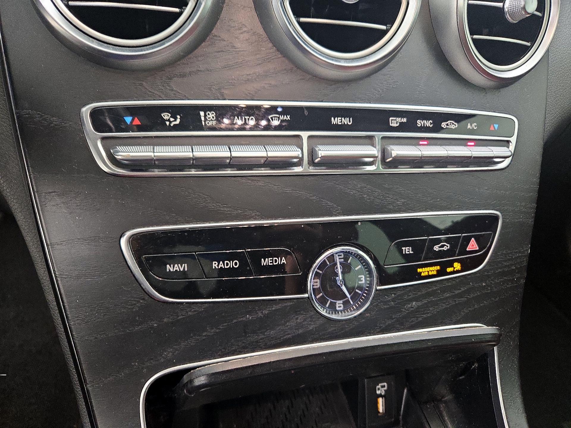 Thumbnail: 2019 Mercedes-Benz C-Class - 16