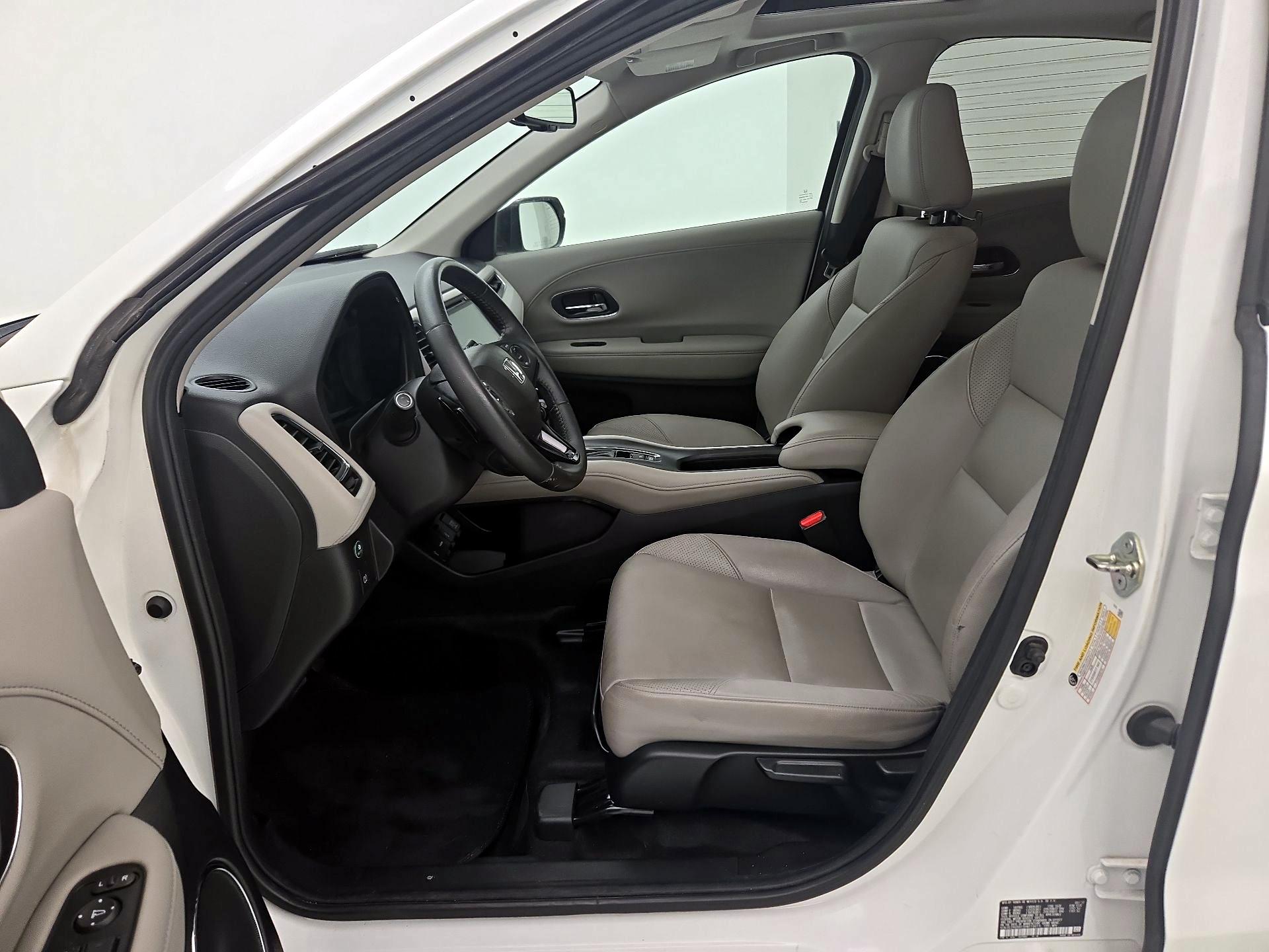 Thumbnail: 2017 Honda HR-V - 11