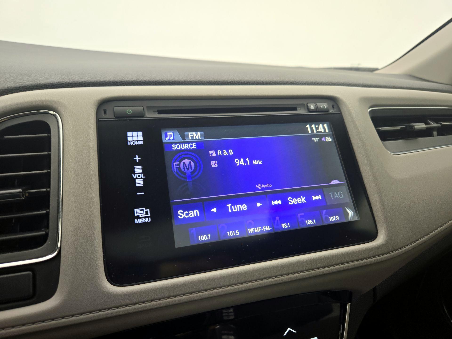 Thumbnail: 2017 Honda HR-V - 16