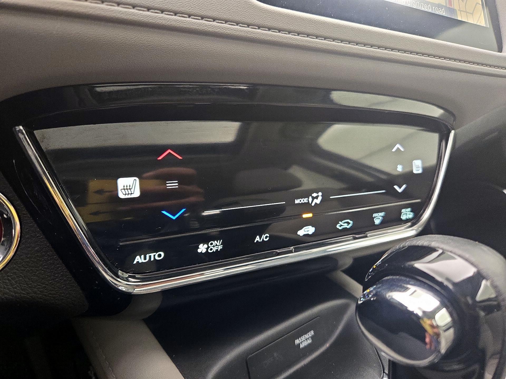 Thumbnail: 2017 Honda HR-V - 17