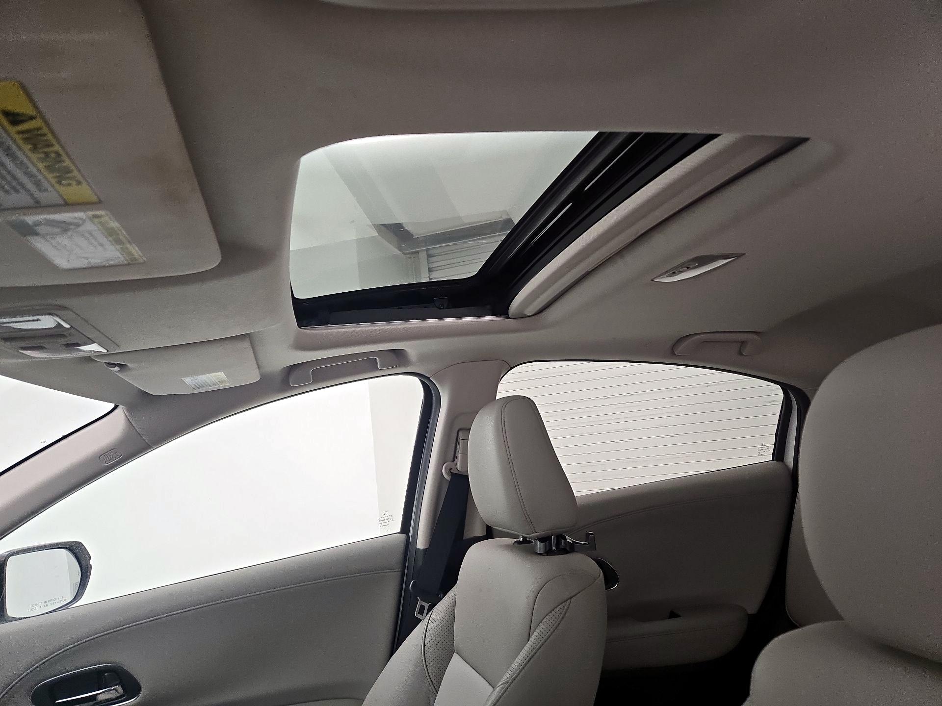 Thumbnail: 2017 Honda HR-V - 20