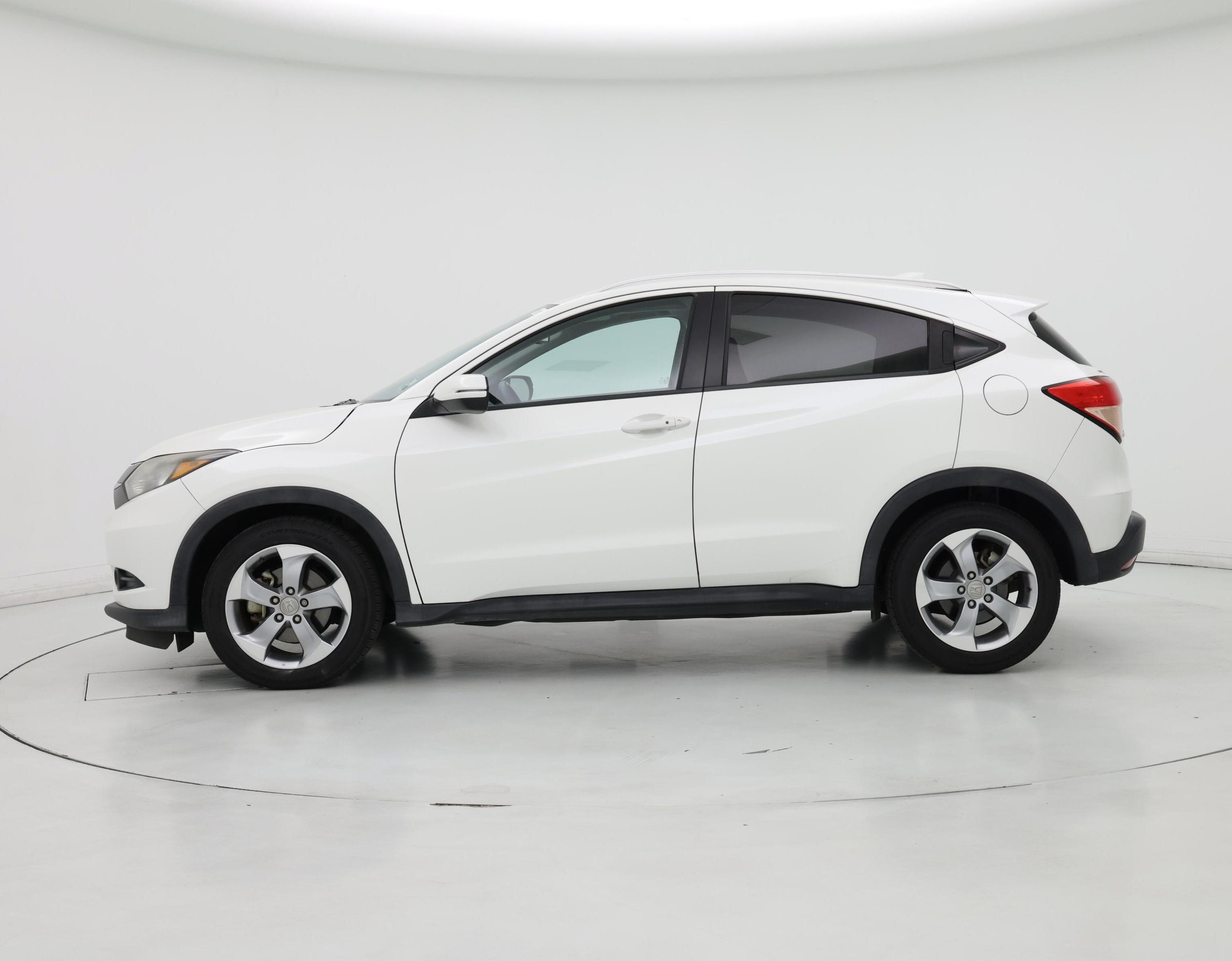 Thumbnail: 2017 Honda HR-V - 3