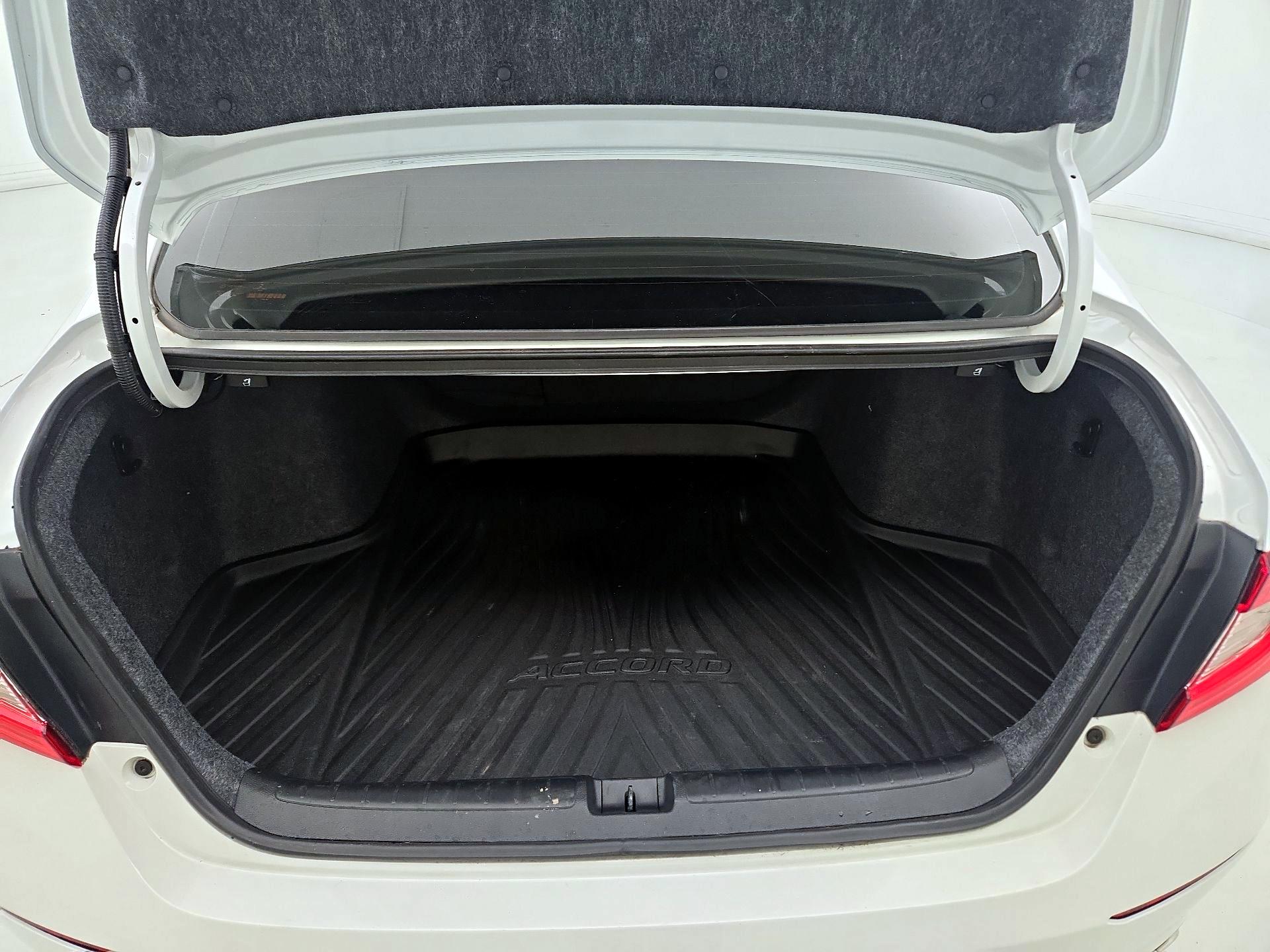 Thumbnail: 2022 Honda Accord - 20