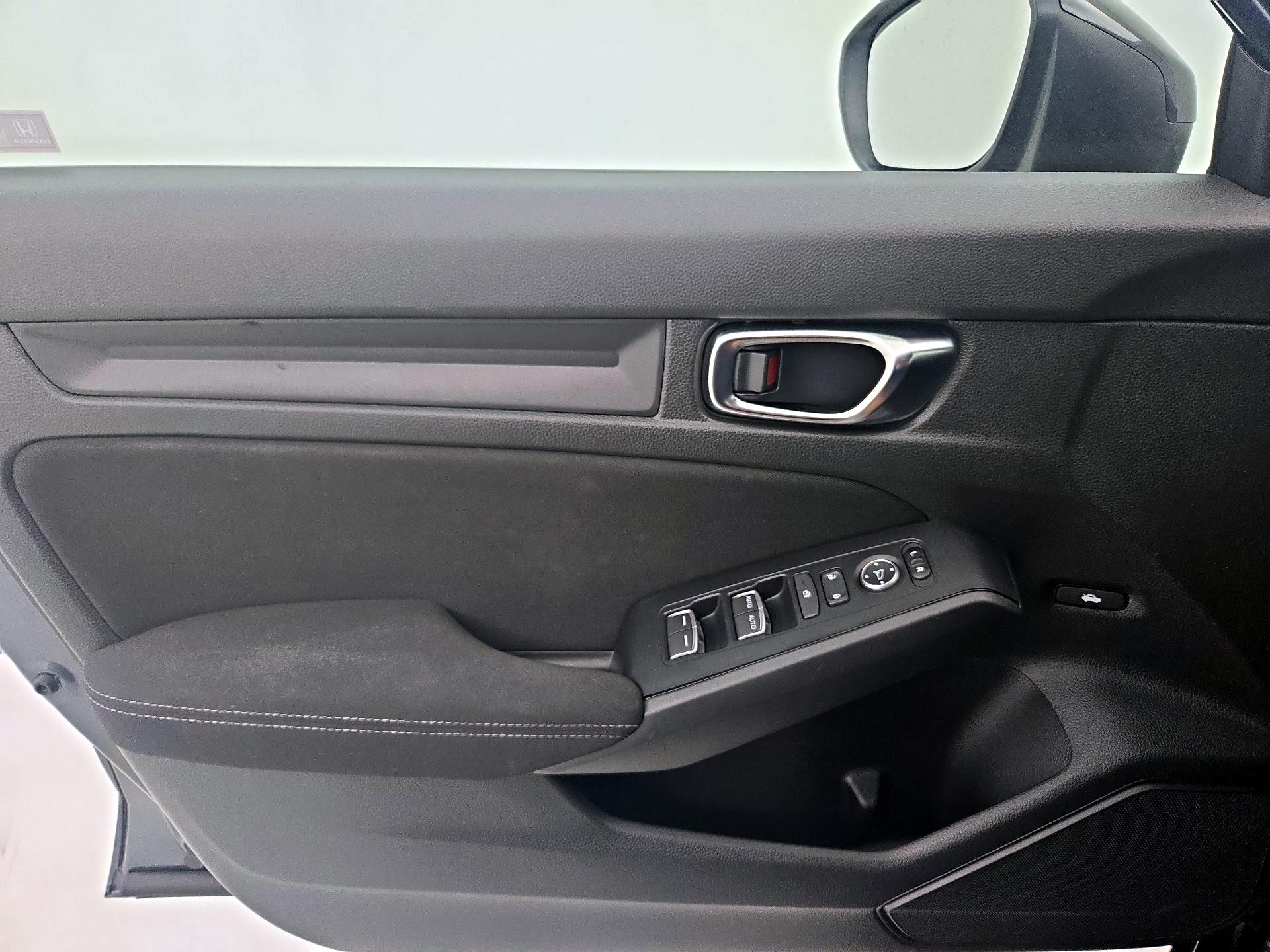 Thumbnail: 2024 Honda Civic - 12