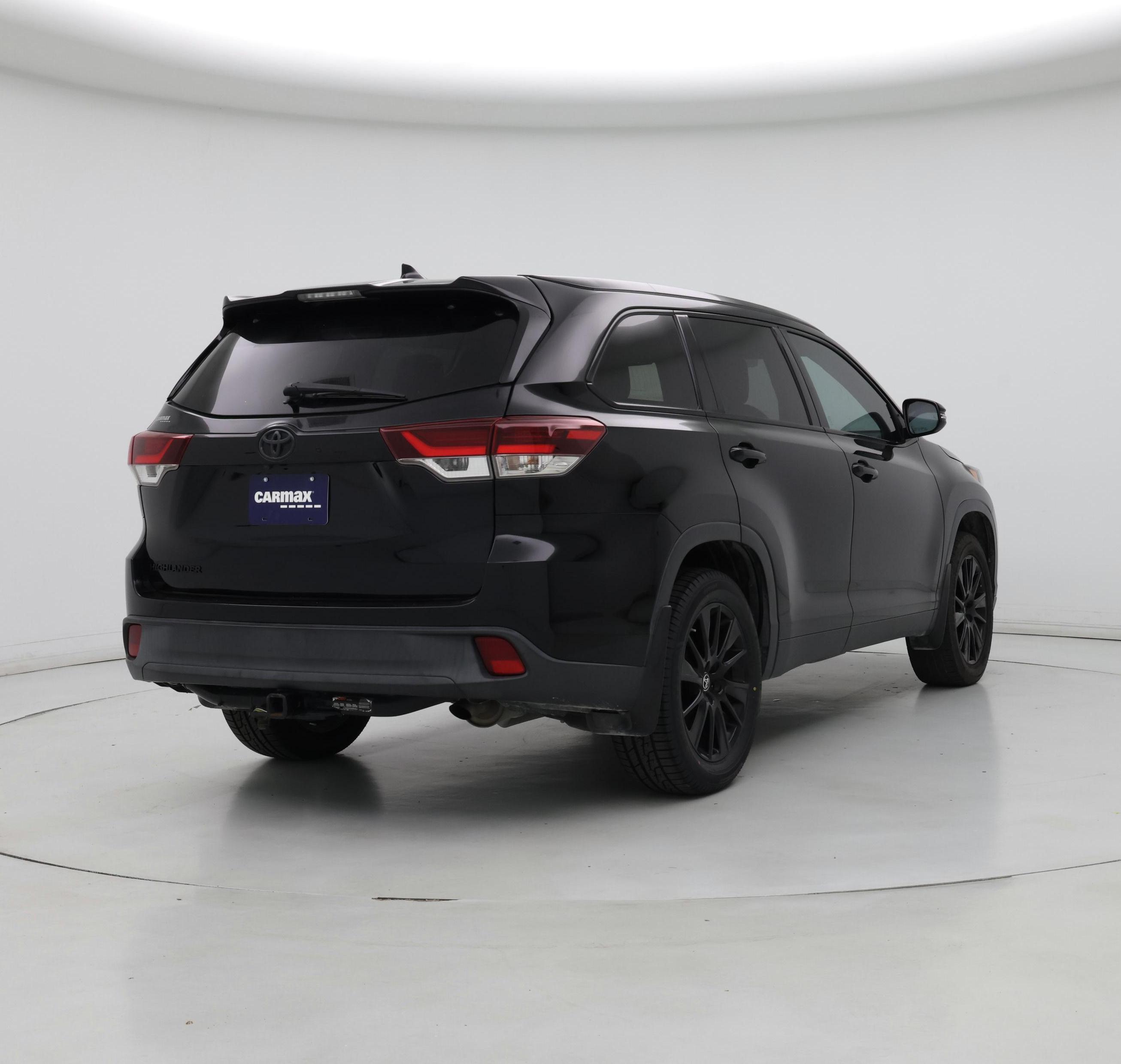 Thumbnail: 2019 Toyota Highlander - 8