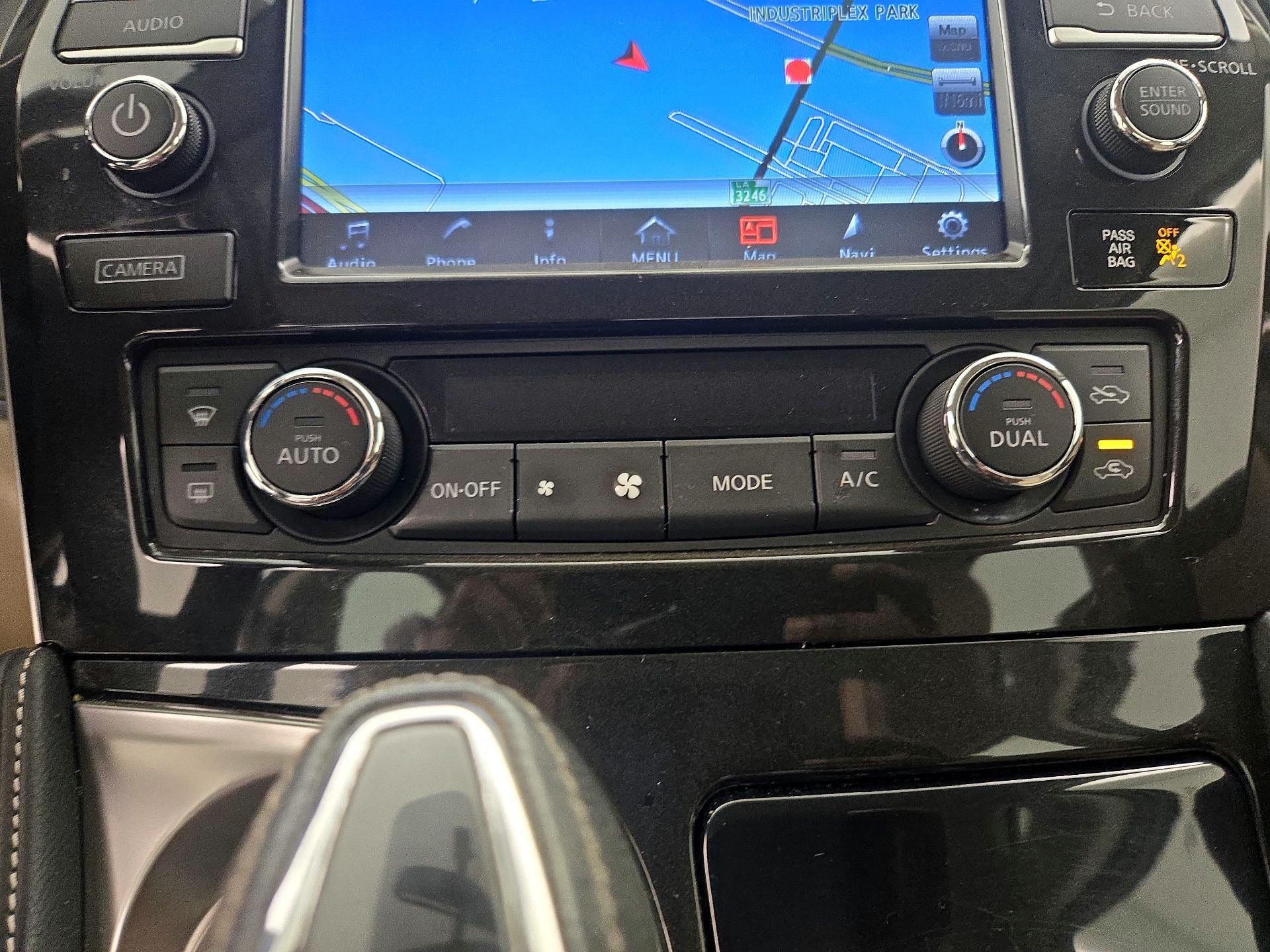 Thumbnail: 2018 Nissan Maxima - 17