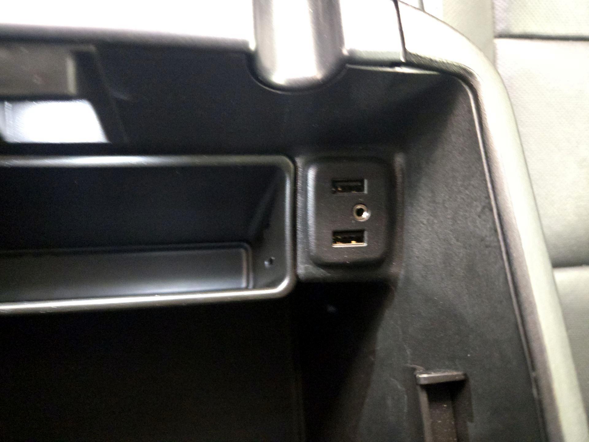 Thumbnail: 2018 Chevrolet Silverado 3500 - 19