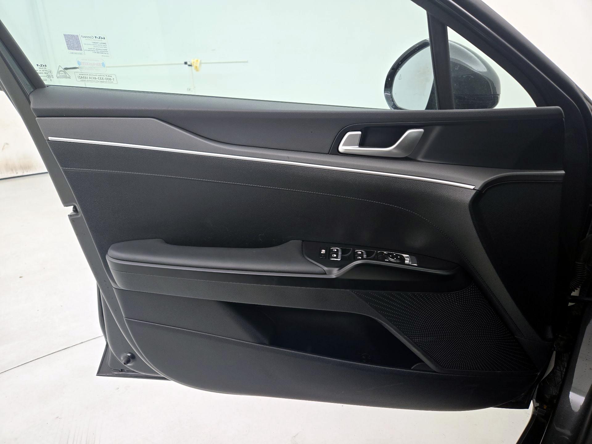 Thumbnail: 2025 Kia K5 - 12