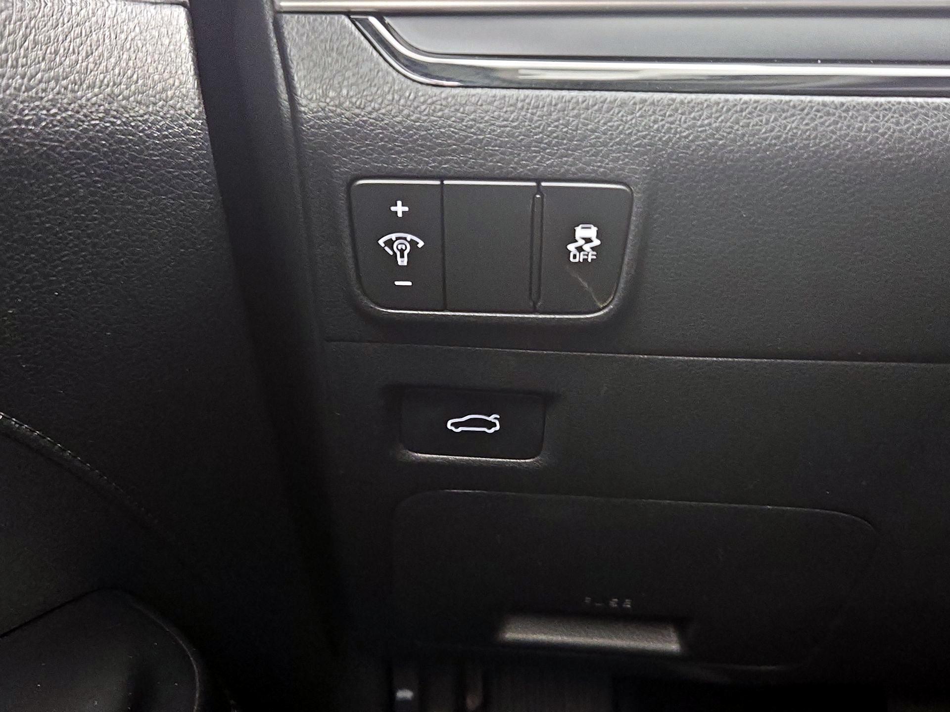 Thumbnail: 2025 Kia K5 - 13