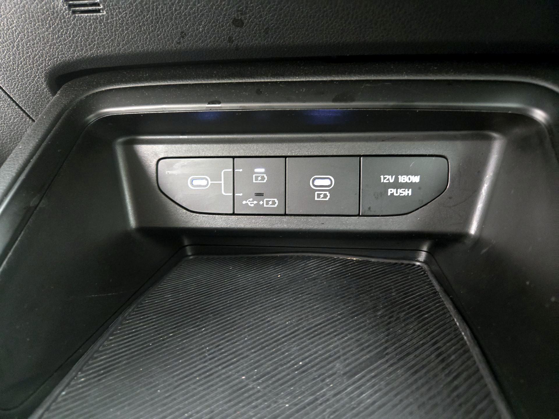 Thumbnail: 2025 Kia K5 - 18