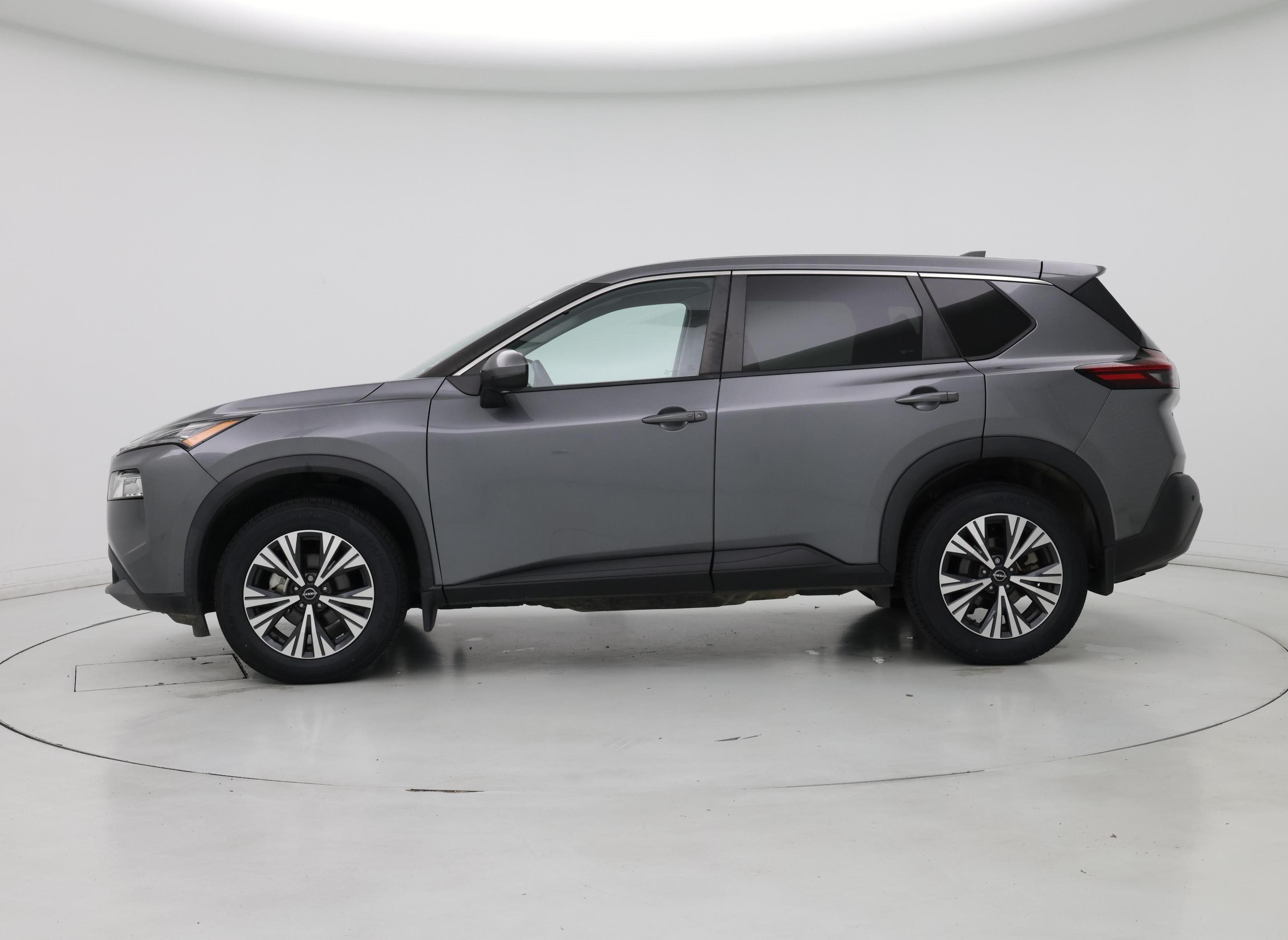 Thumbnail: 2022 Nissan Rogue - 3