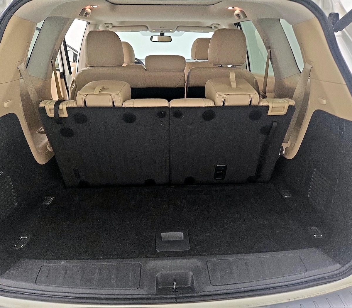 Trunk/Cargo (Seats Up)